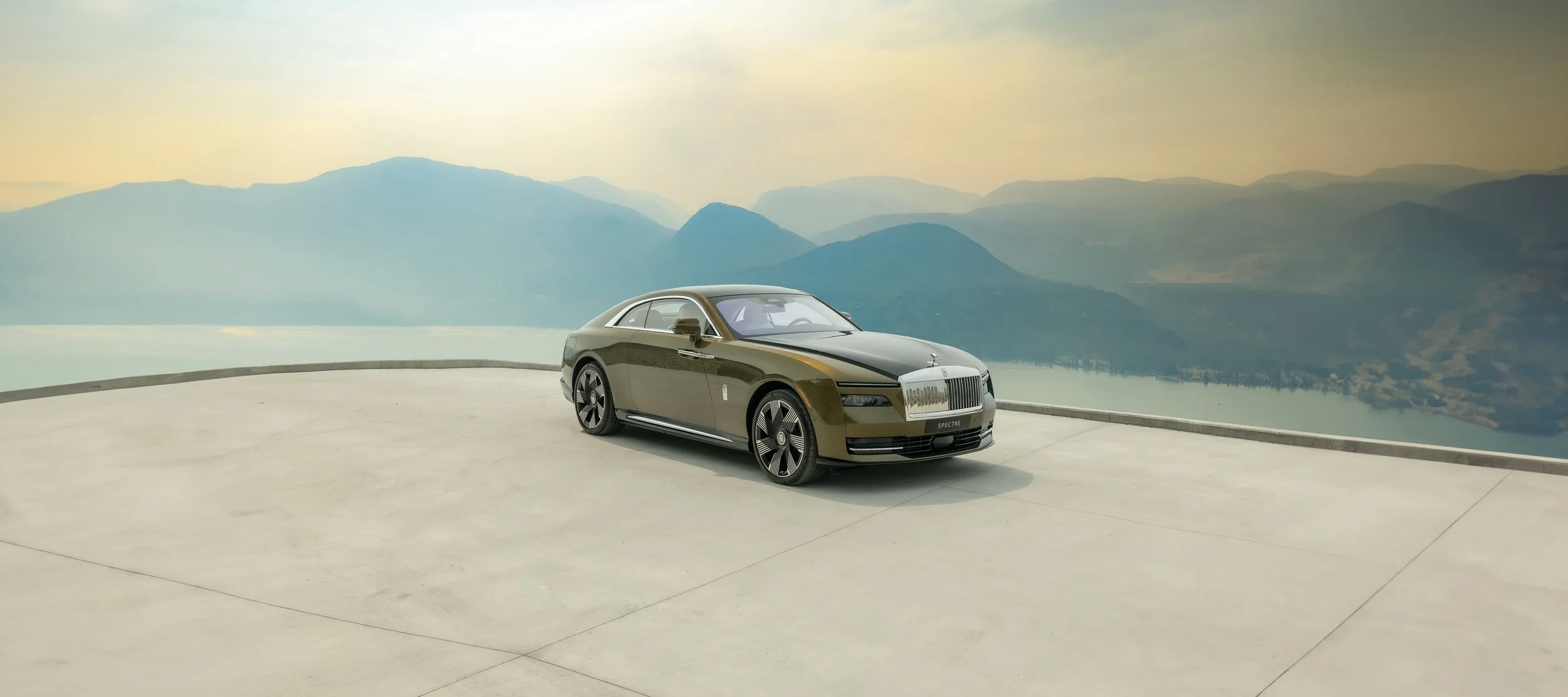 Rolls Royce Spectre_ (5).jpg