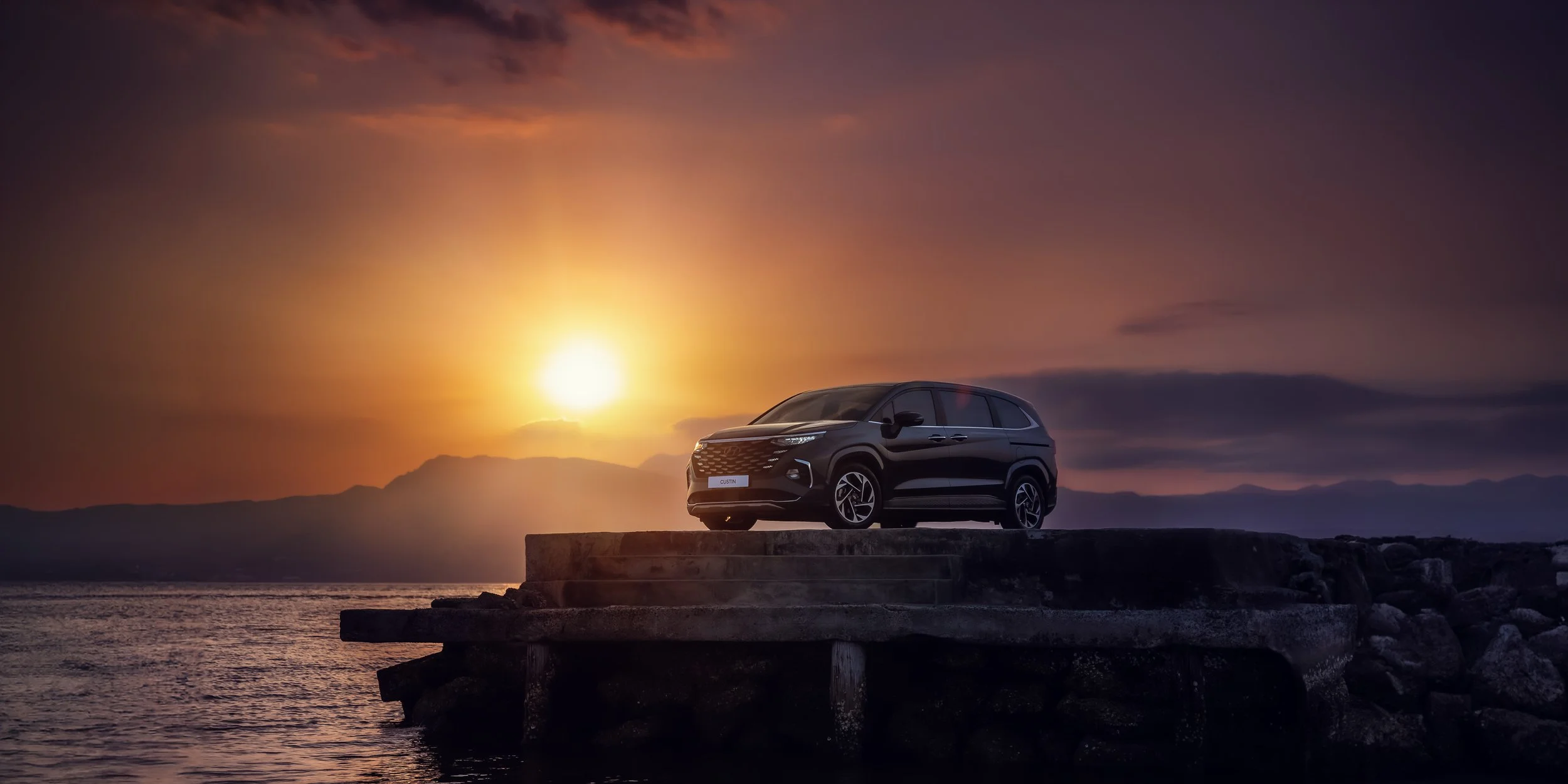 Hyundai Philippines Custin_ (7).jpg