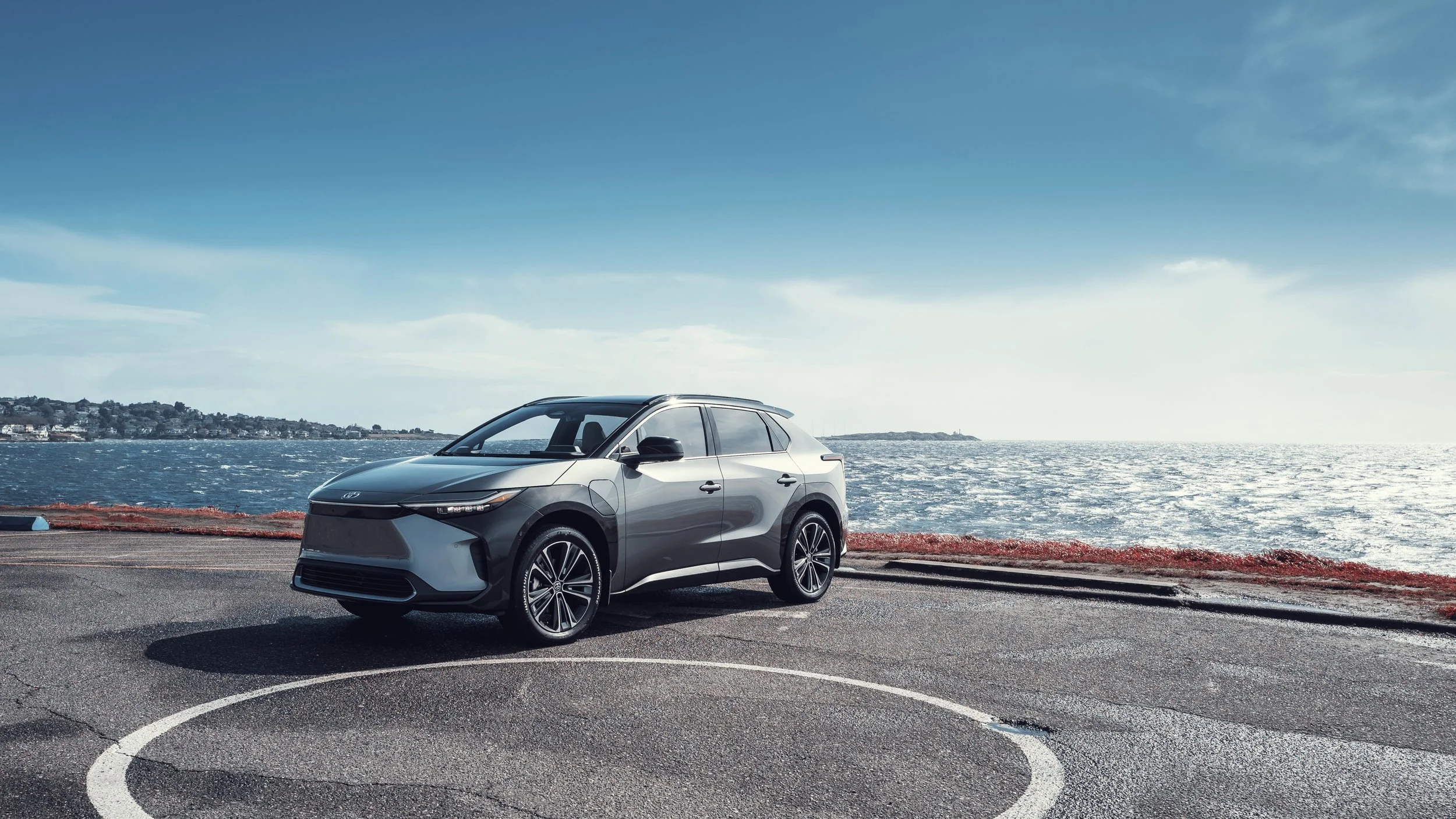 toyota canada BZ4x silver_ (7).jpg