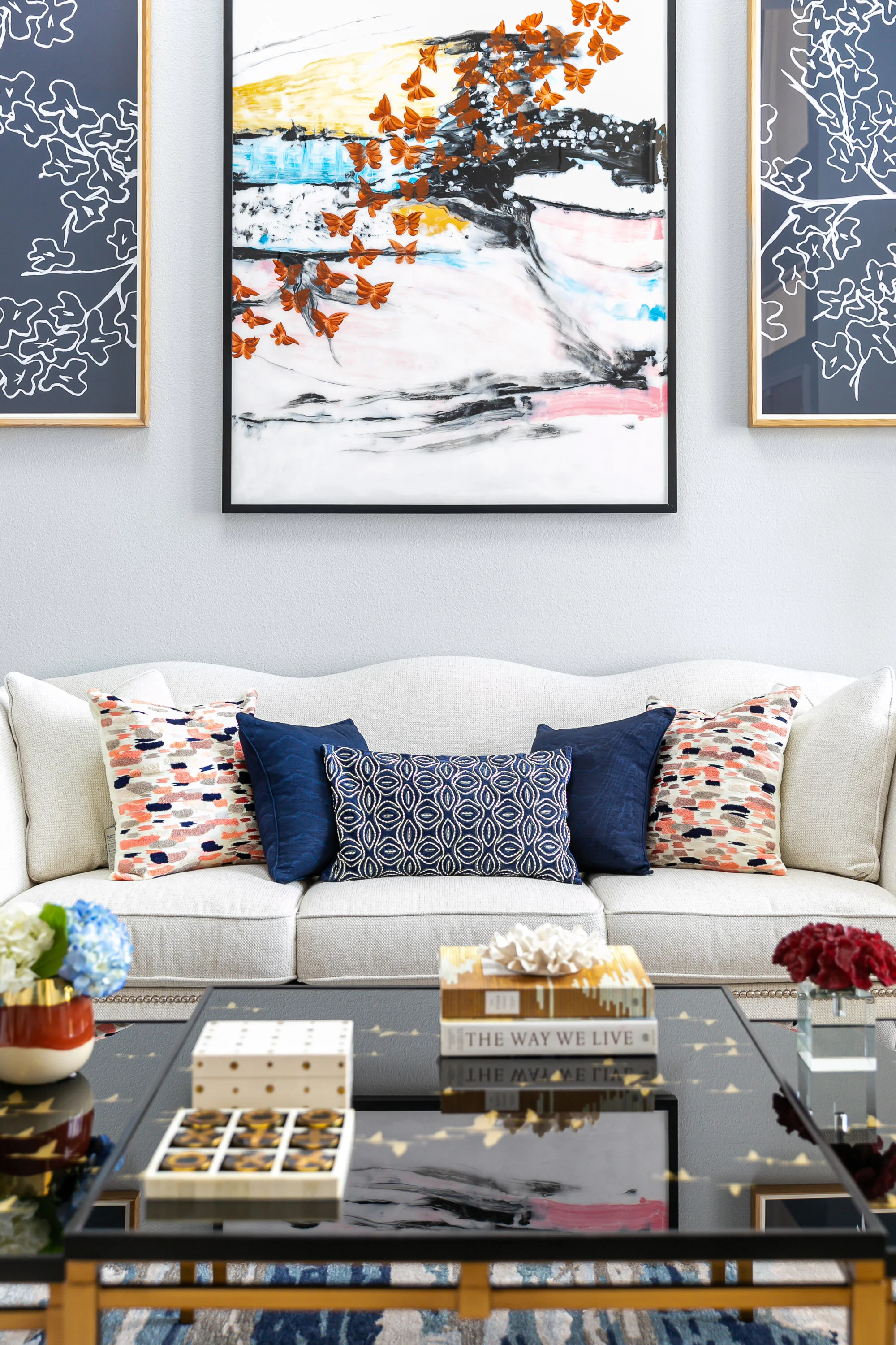 Living1_Pic3_WallArt.jpg