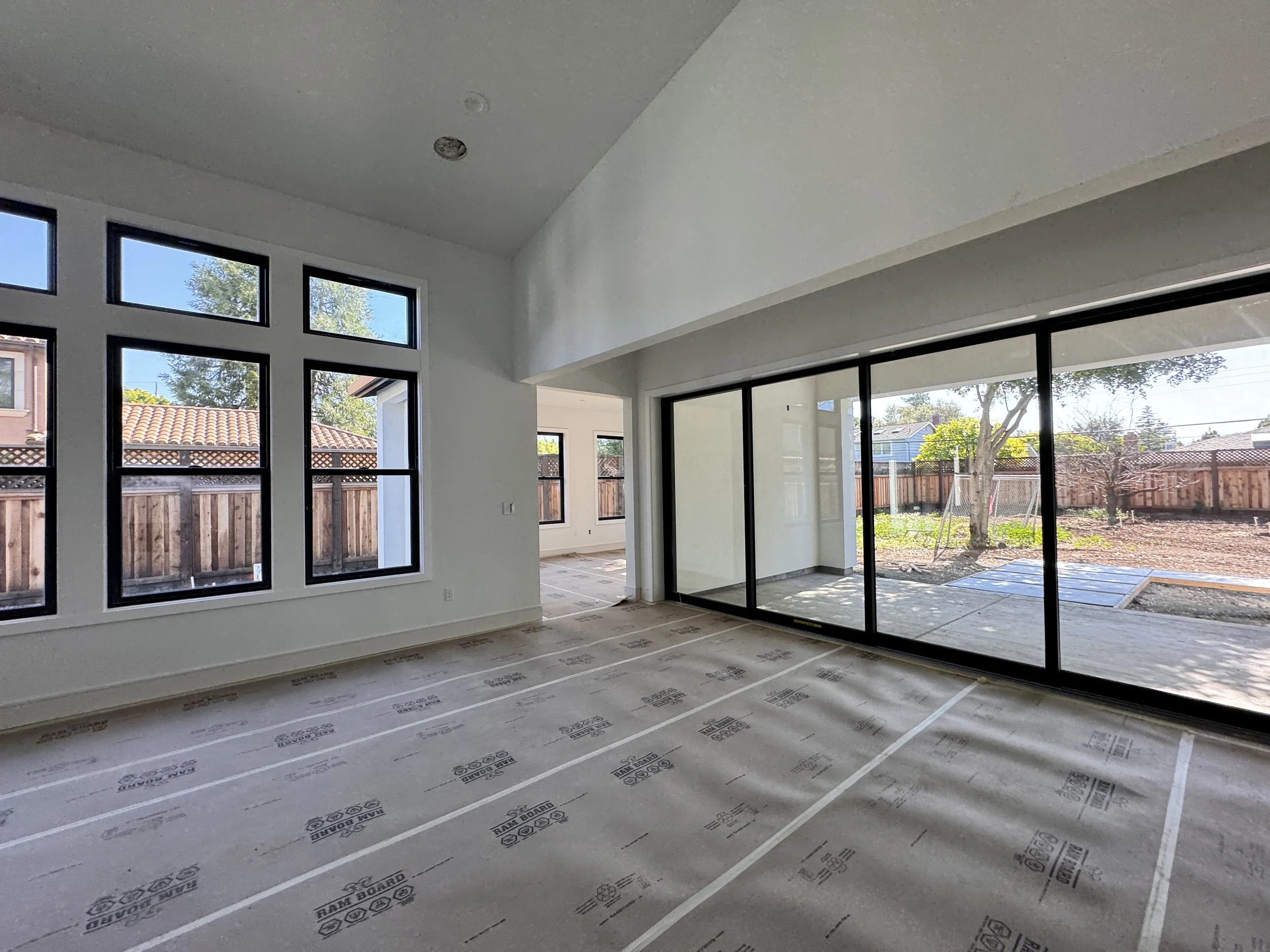 Living Room 2.jpeg