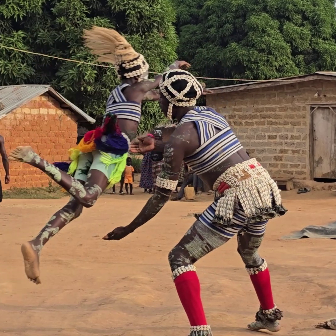 Jongleurs Dance 2.png