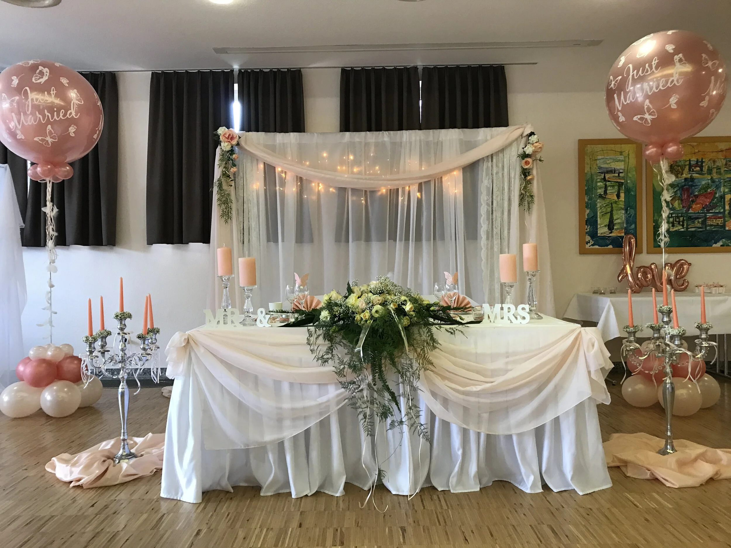 Hochzeits,- und Blumendekoration