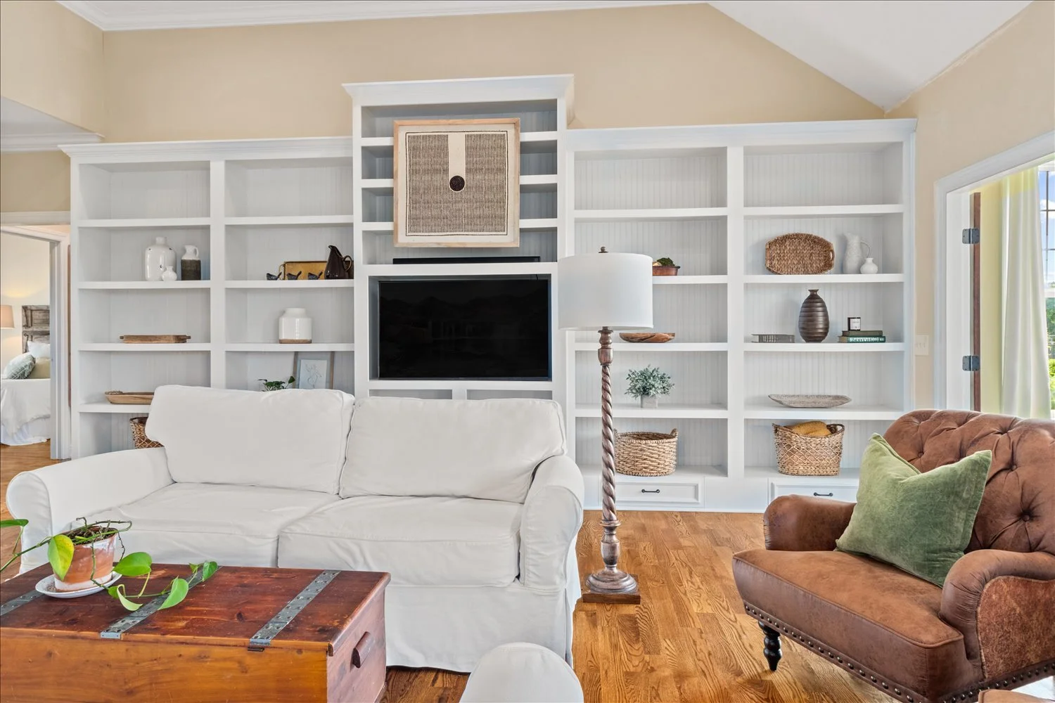 0194-Real Estate Photographer Pro-195.jpg