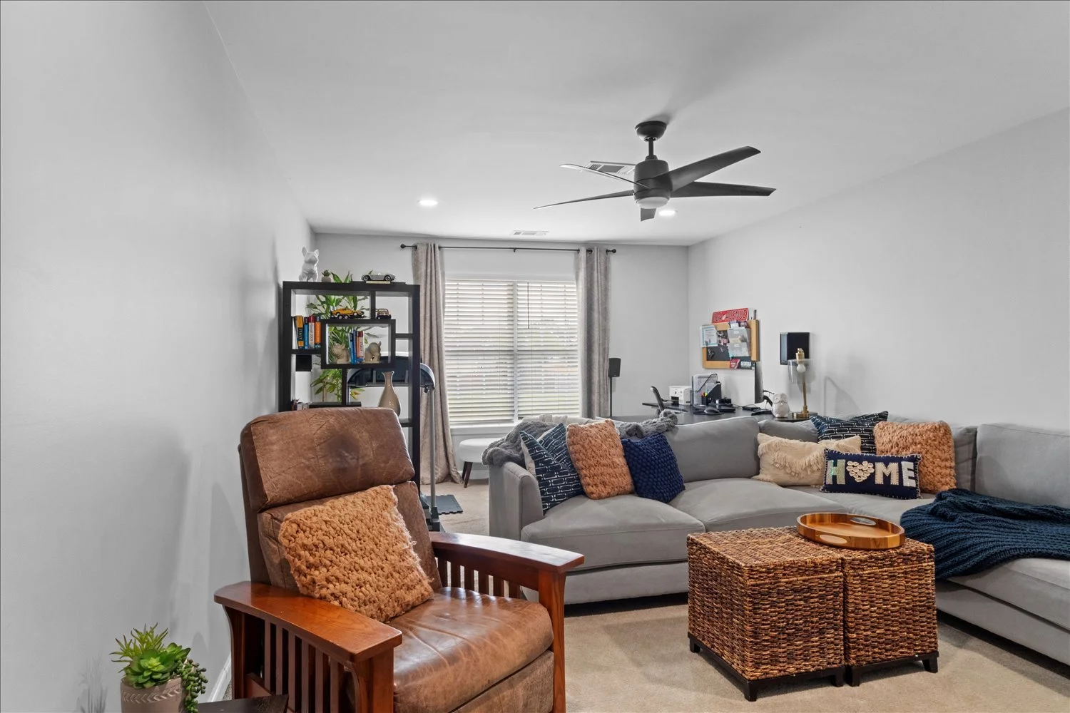 0131-Real Estate Photographer Pro-132.jpg