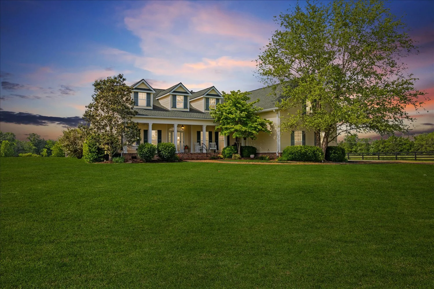 0187-Real Estate Photographer Pro-188.jpg