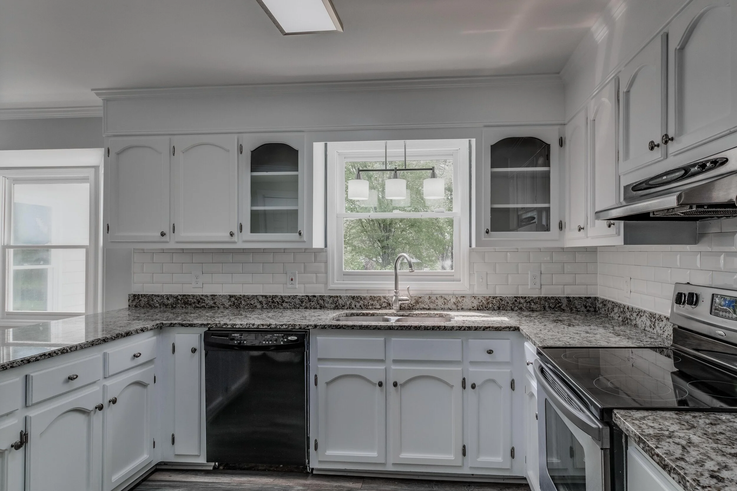 Home For Sales Columbia TN 104 Austell Drive Columbia TN — Real