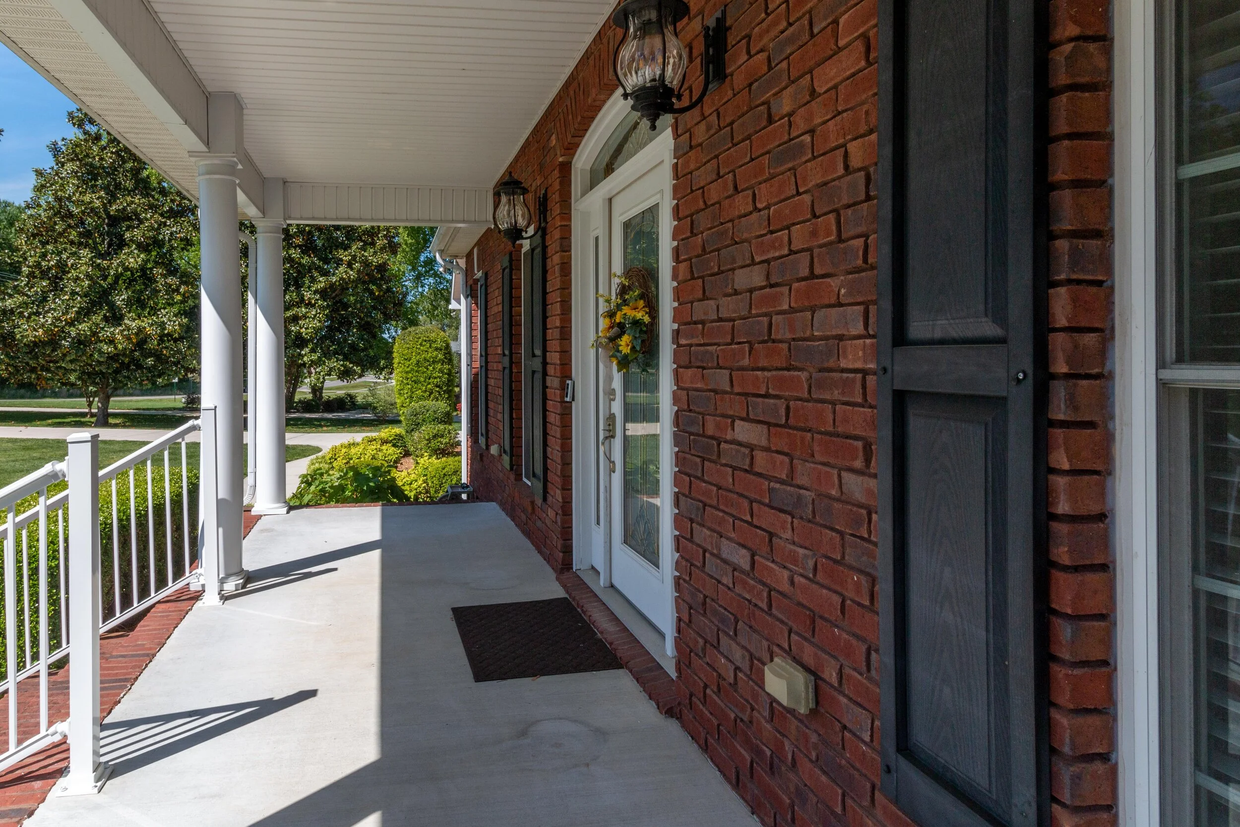 2100 Ovoca Rd, Tullahoma, TN  (6 of 64).jpg