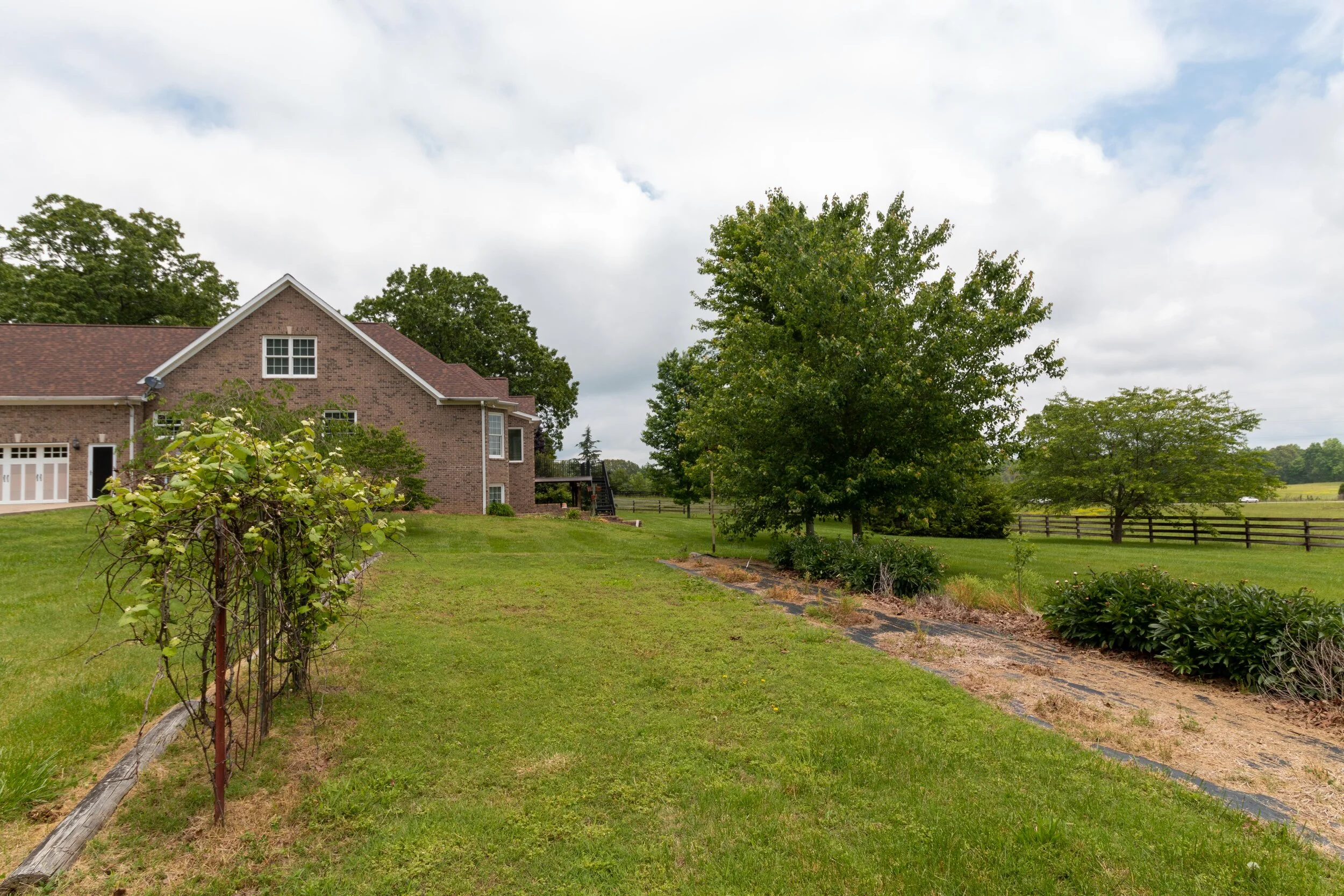 Real Estate Location 598 Hawkins Road, White Bluff, TN 37187 Real