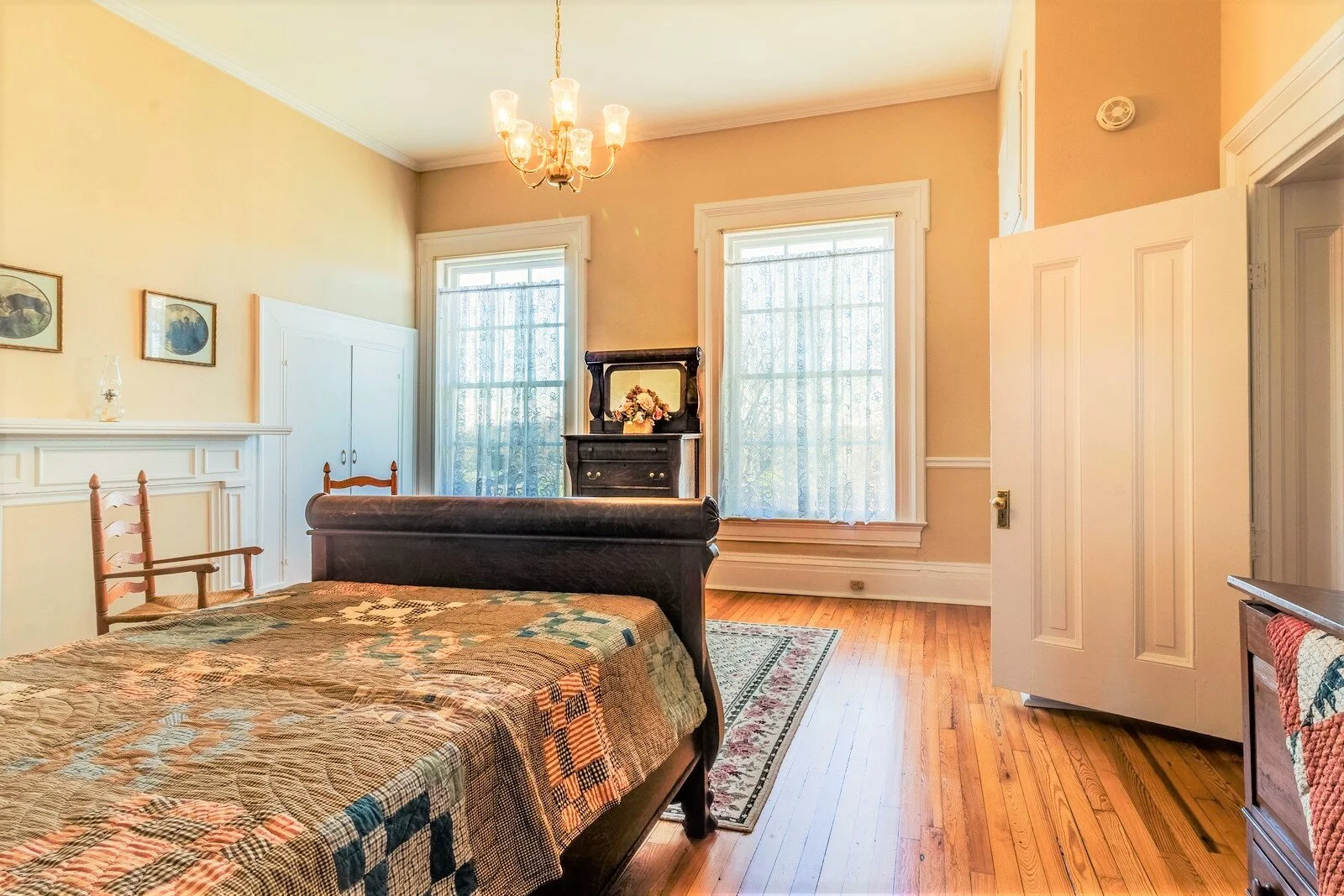 ferguson-hall-bedroom-1-3.jpg