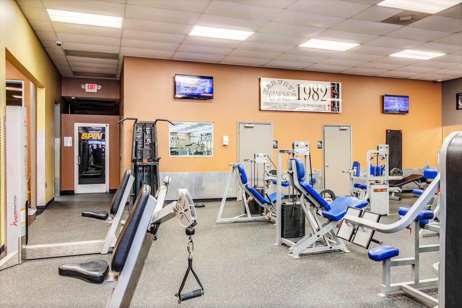 Harvey's Gym Columbia, Tennessee — Real Estate Photographer Pro