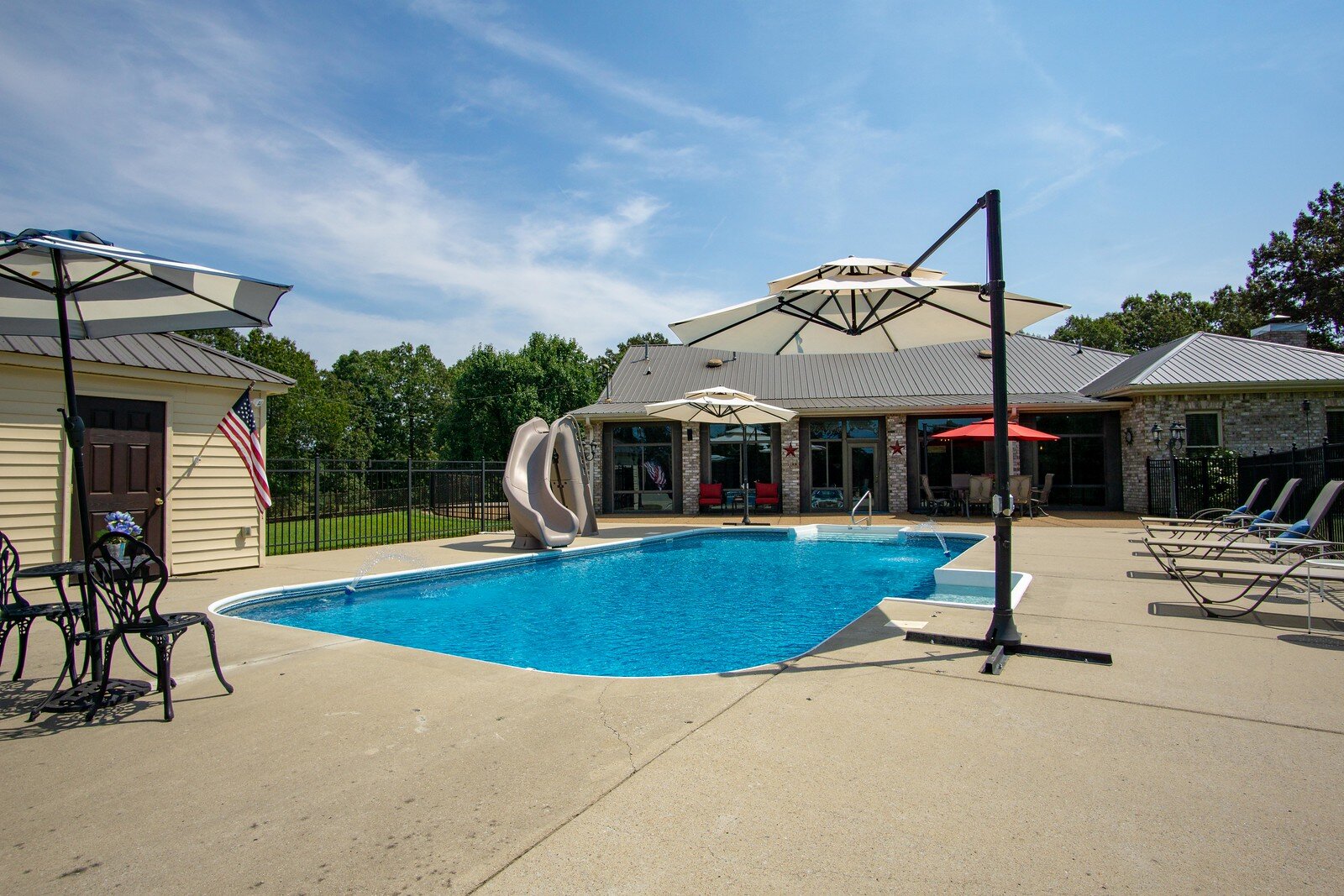 dickinson-tennessee-real-estate-swimming-pool.jpg