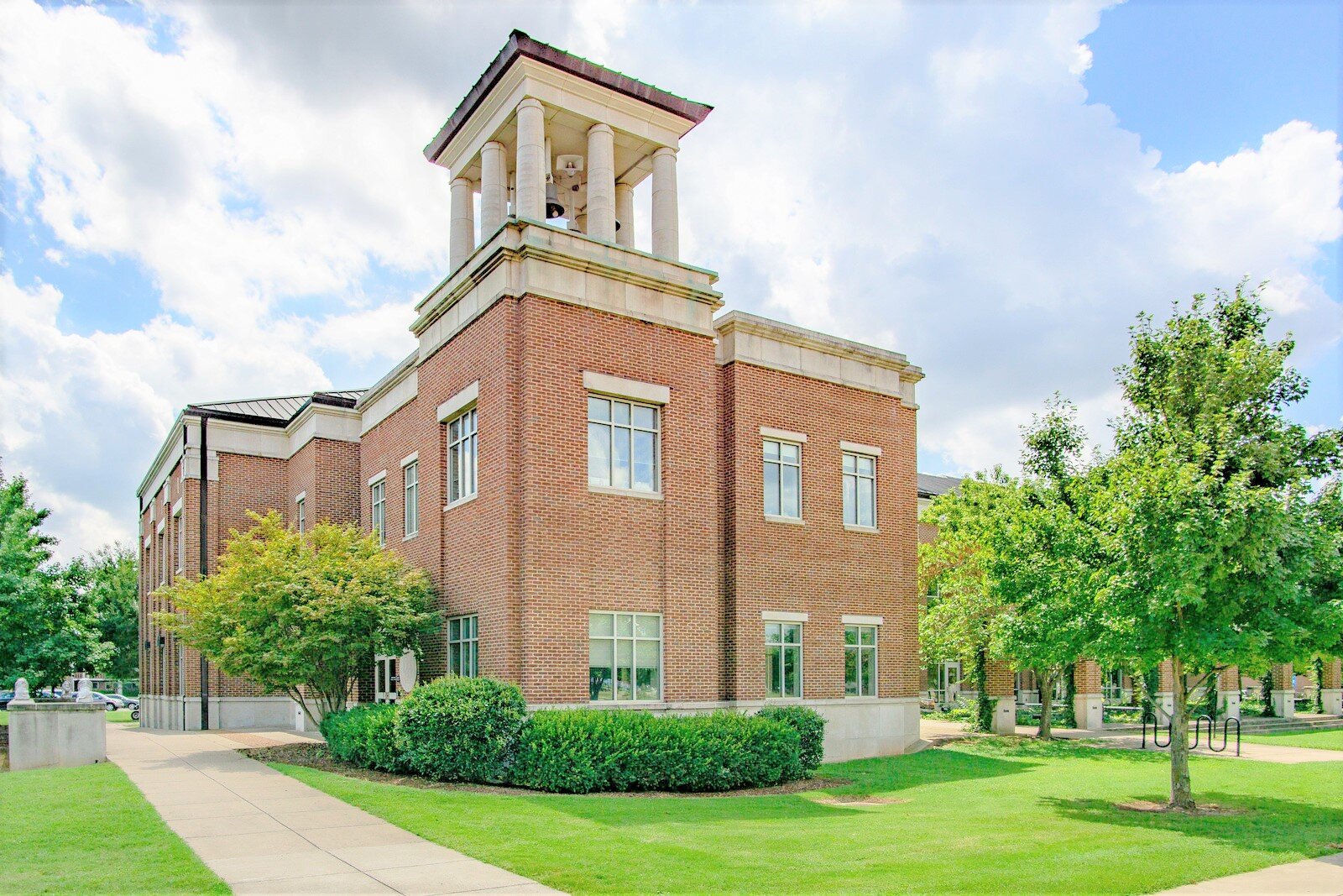 middle-tennessee-state-university-red-building.jpg