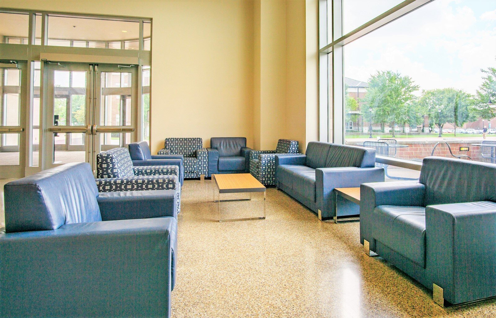 middle-tennessee-state-university-lounge-with-blue-sofas.jpg