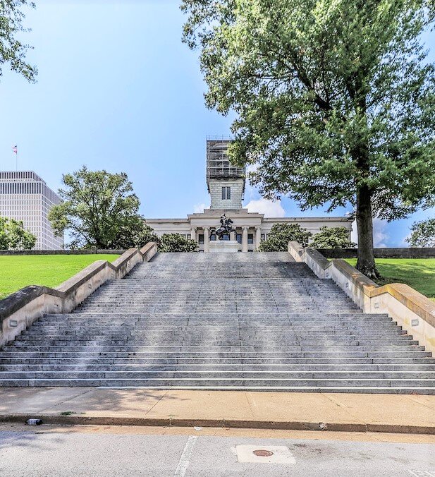 Nashville NmiscTN167* War Memorial Bldg Tennessee & State Capitol