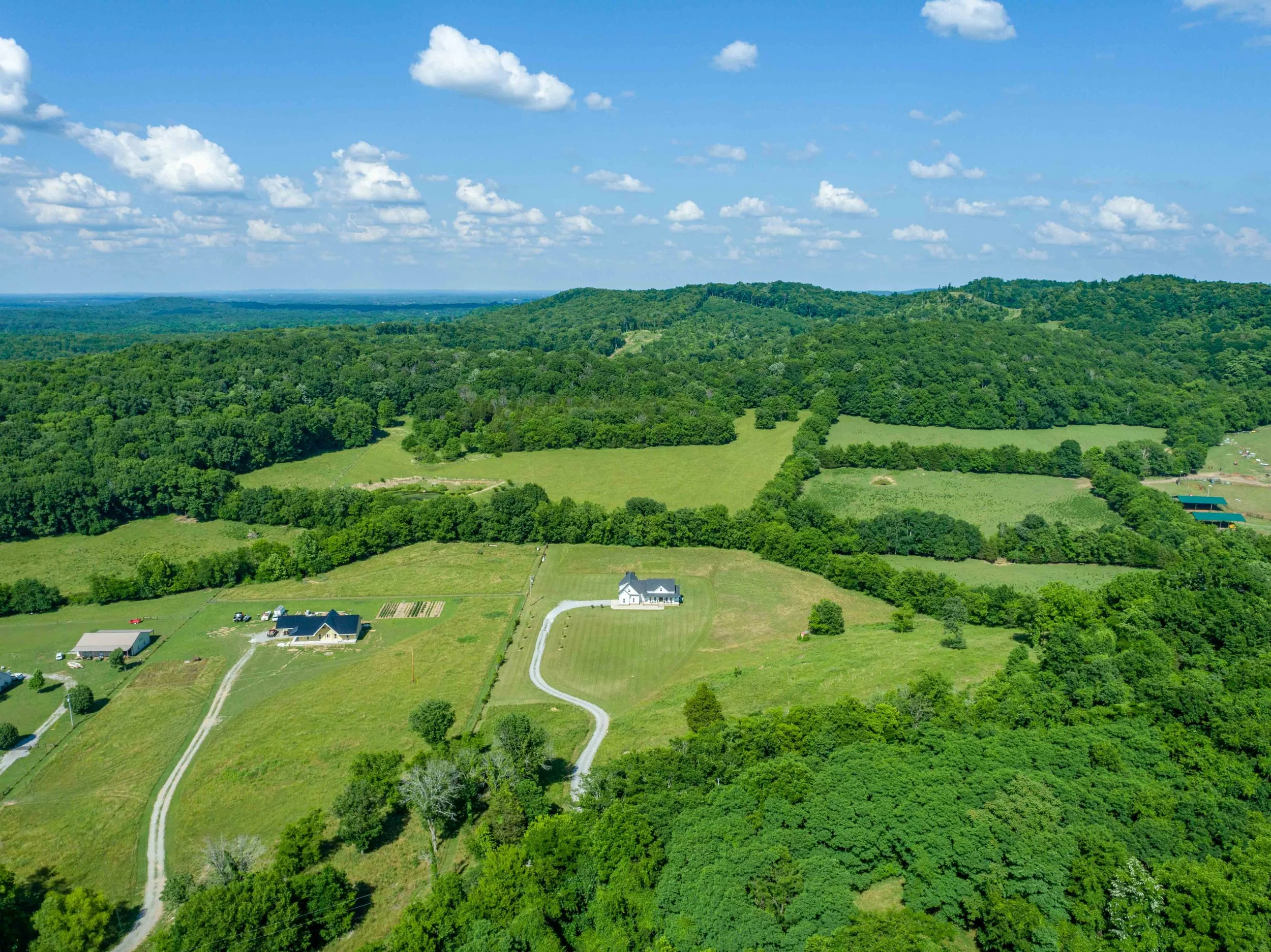 1820 snake creek rd. belfast tn drone photos-2.jpg