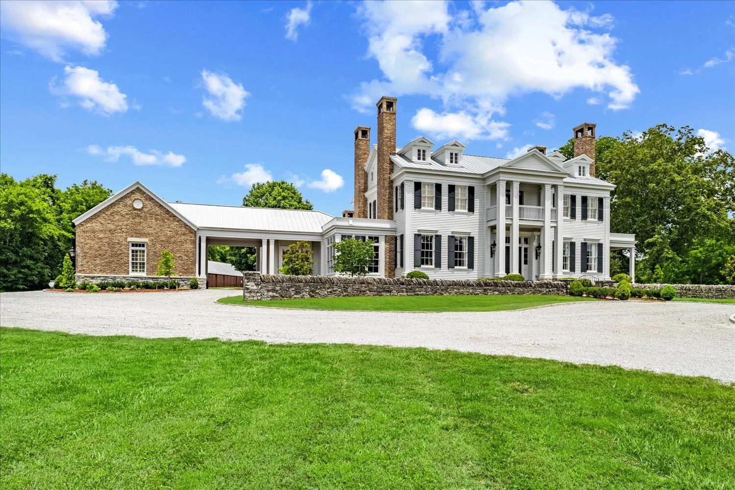 0291-Real Estate Photographer Pro-292.jpg