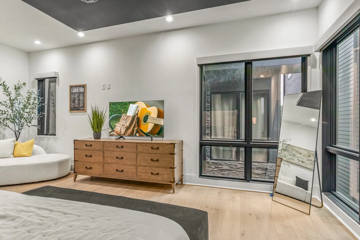 0915-Real Estate Photographer Pro-914.jpg