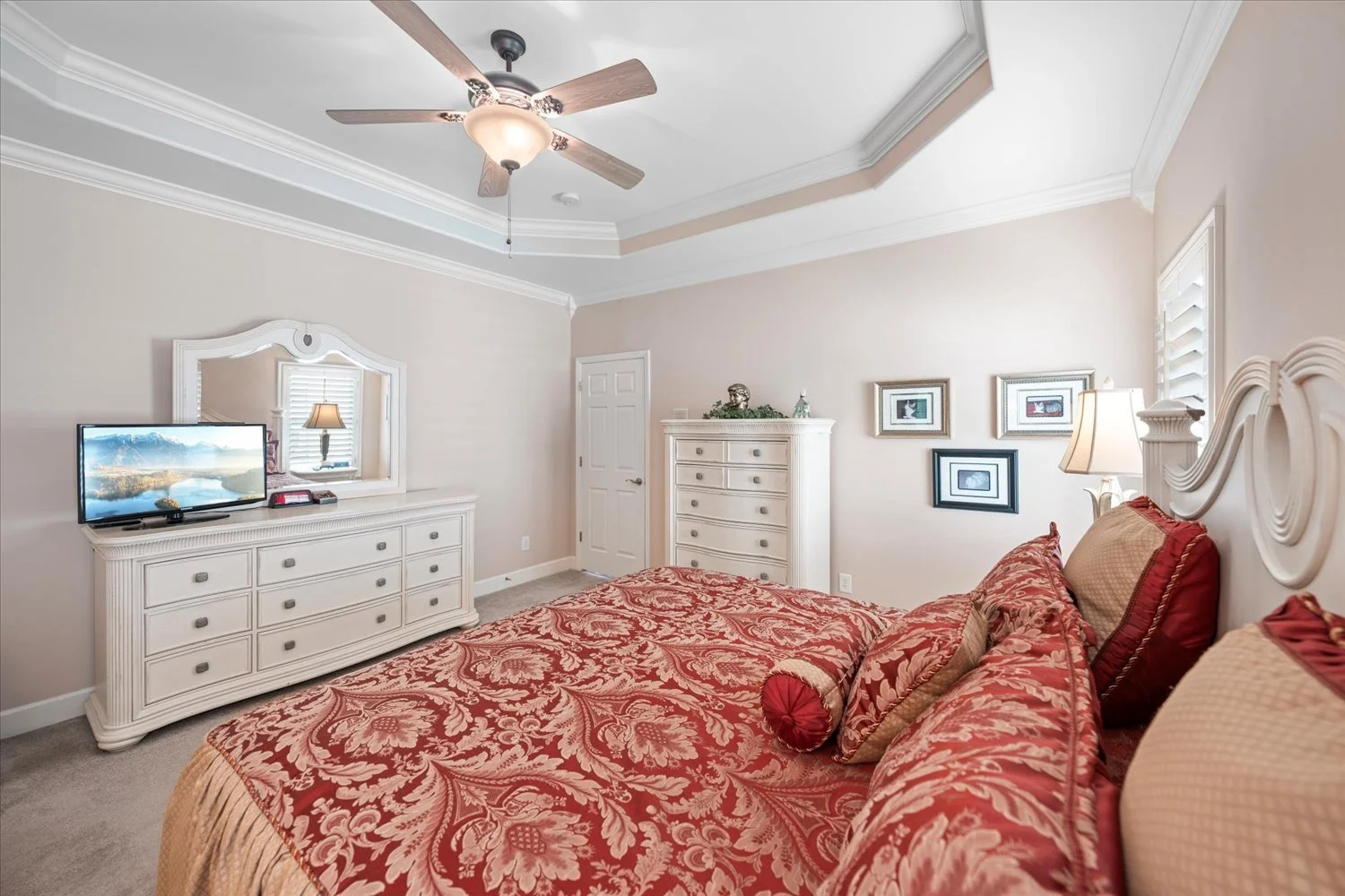 0679-Real Estate Photographer Pro-678.jpg