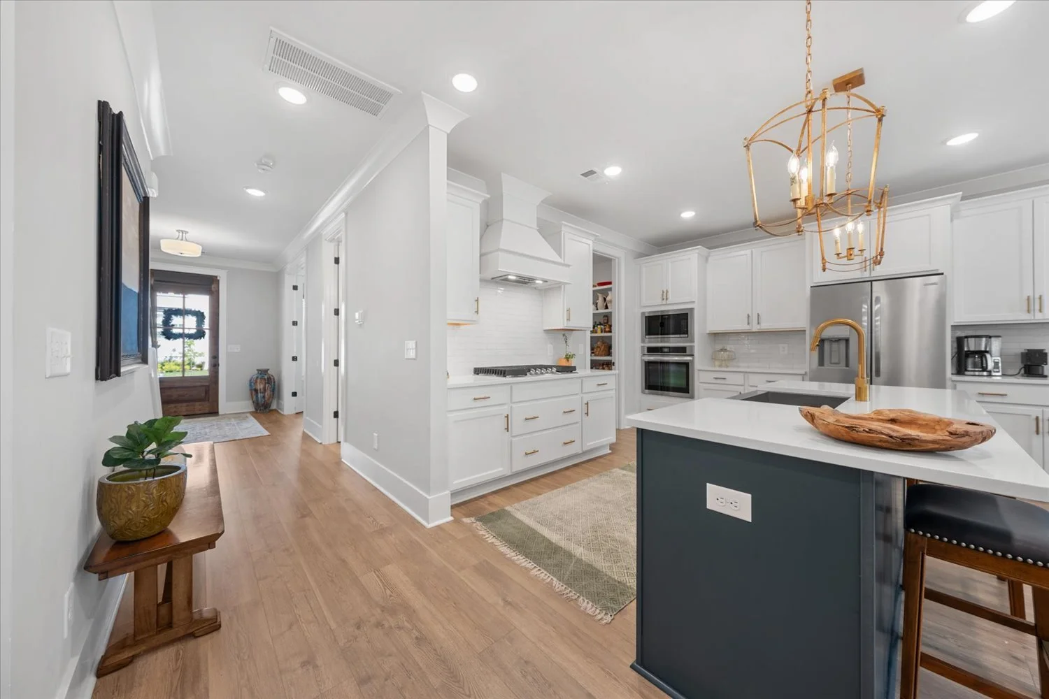 0695-Real Estate Photographer Pro-694.jpg