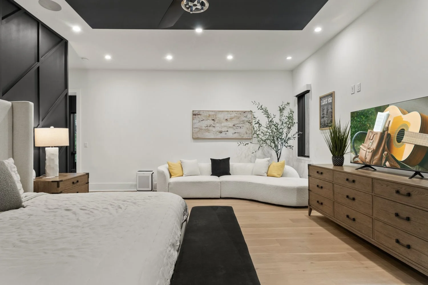 0916-Real Estate Photographer Pro-915.jpg