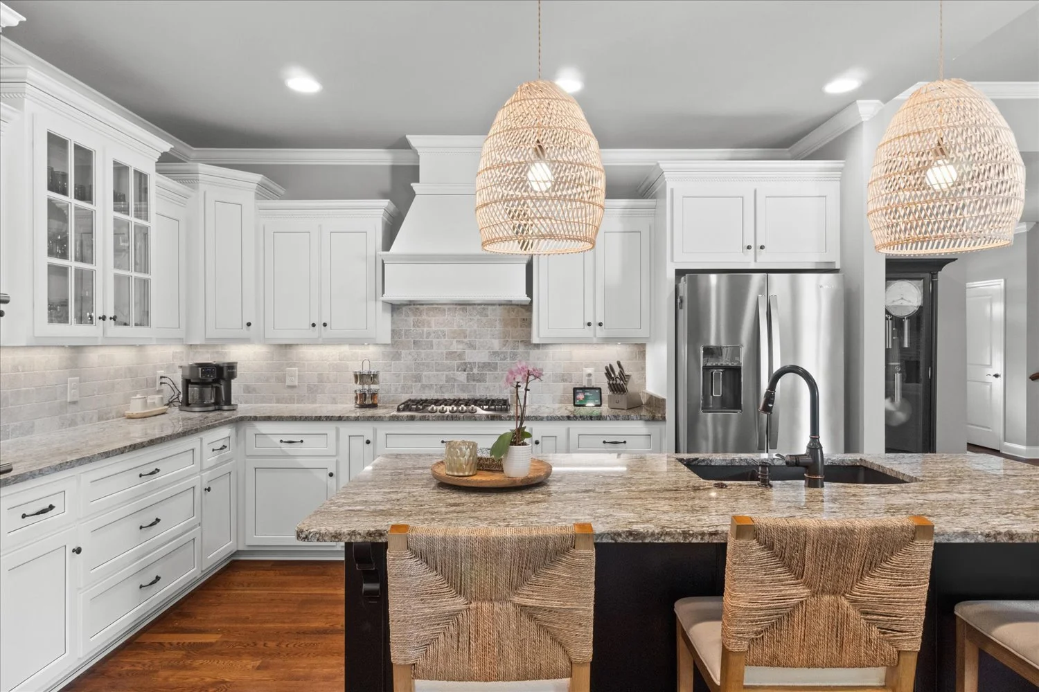 0260-Real Estate Photographer Pro-261.jpg