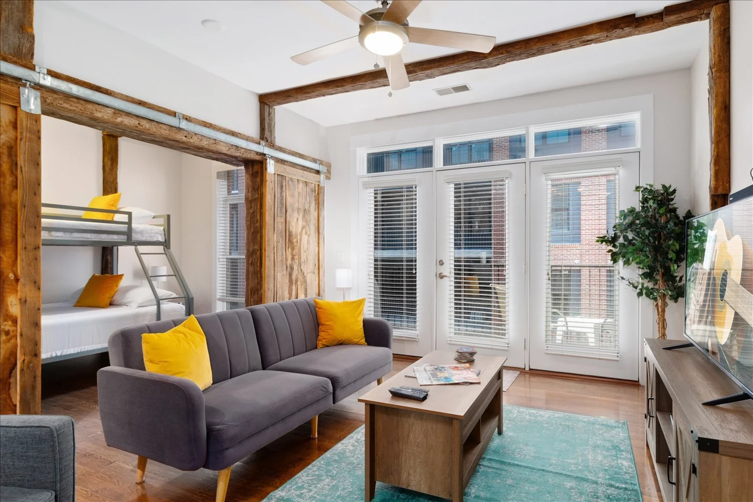 0004-Real Estate Photographer Pro-5.jpg