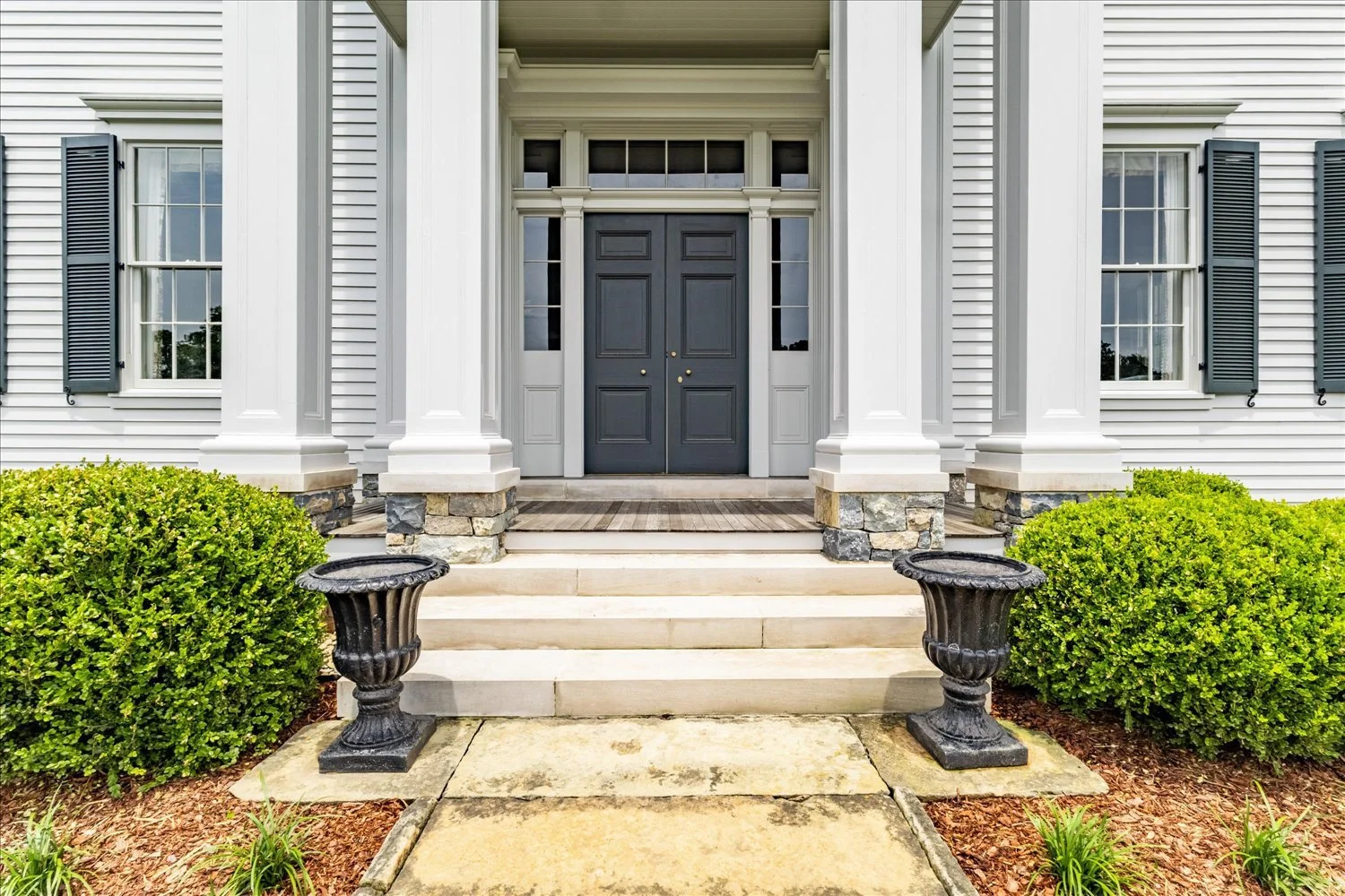 0294-Real Estate Photographer Pro-295.jpg