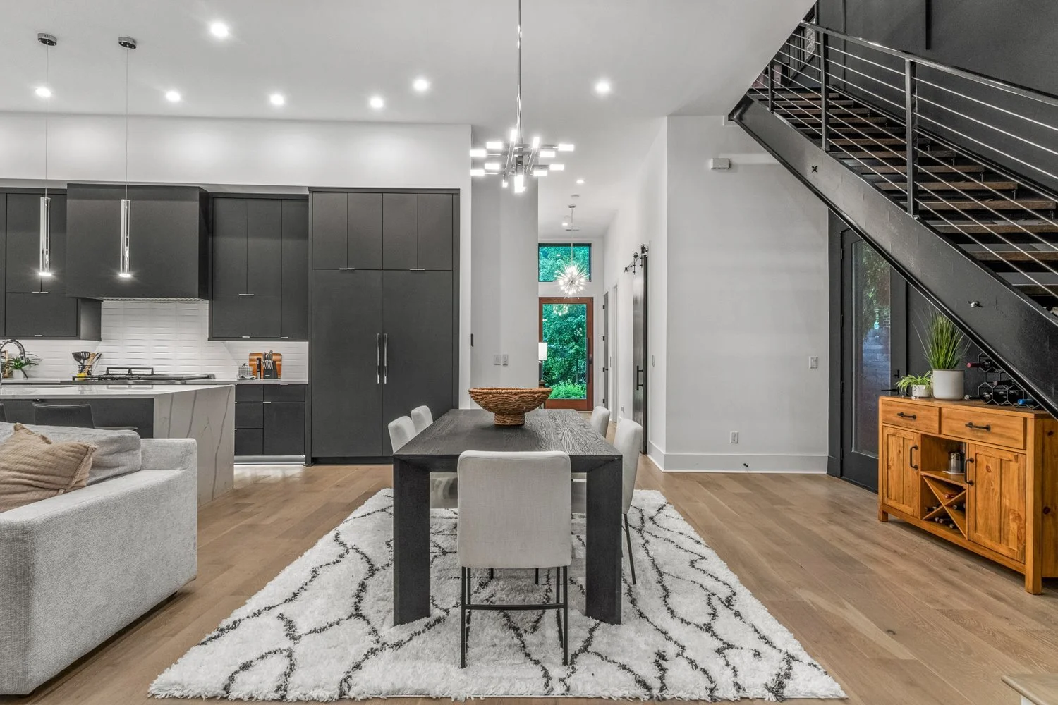 0910-Real Estate Photographer Pro-908.jpg