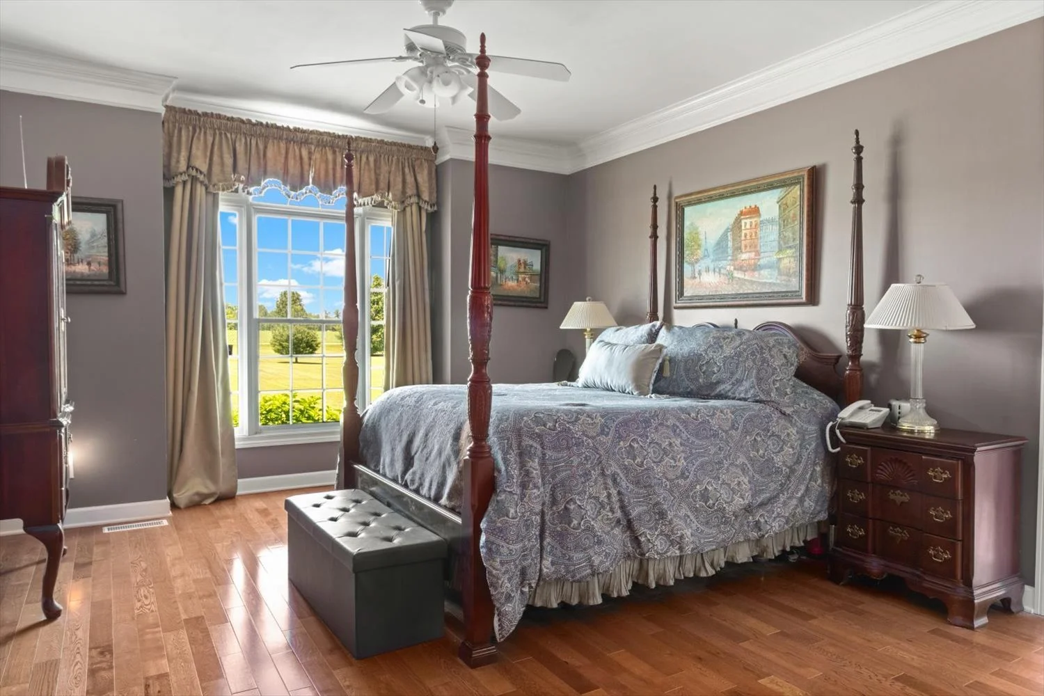 0239-Real Estate Photographer Pro-240.jpg