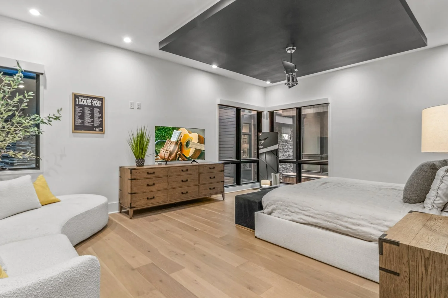 0912-Real Estate Photographer Pro-911.jpg