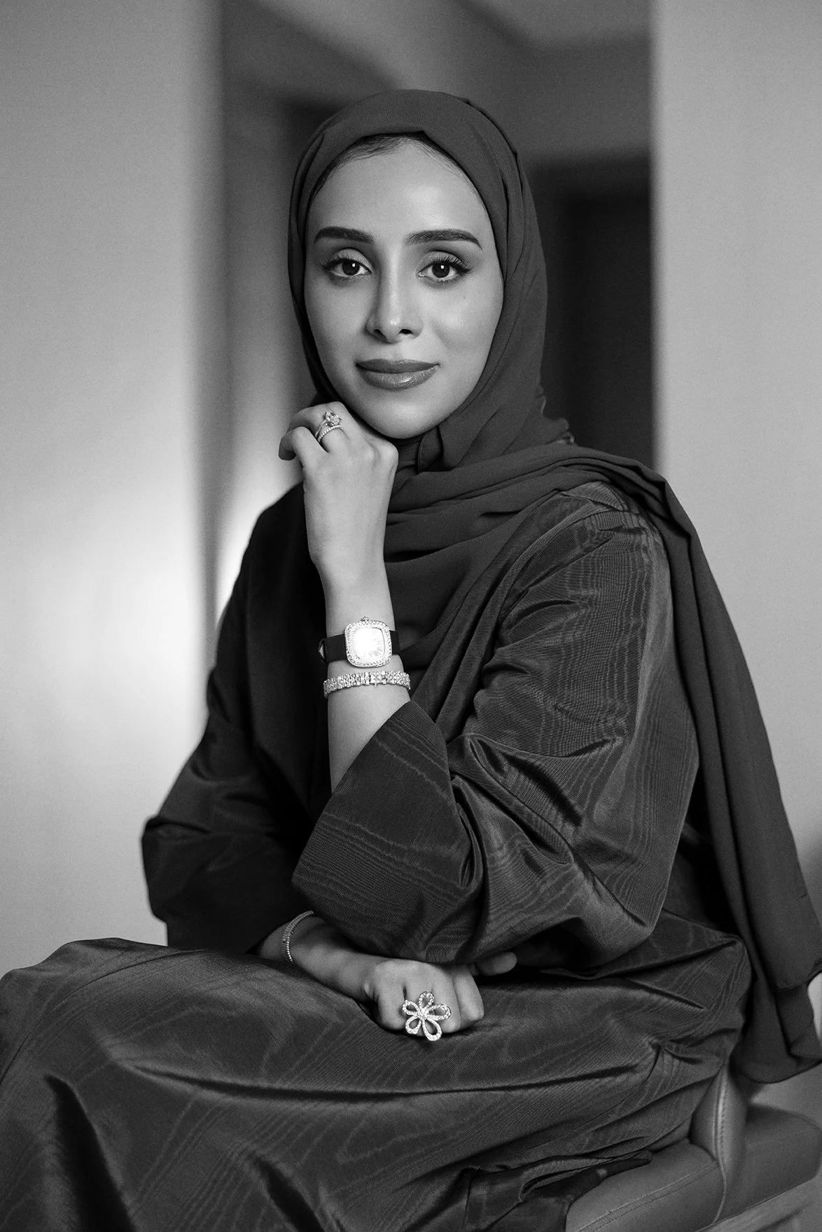 Personal portrait Dubai female photographer Khaleeji Emirati