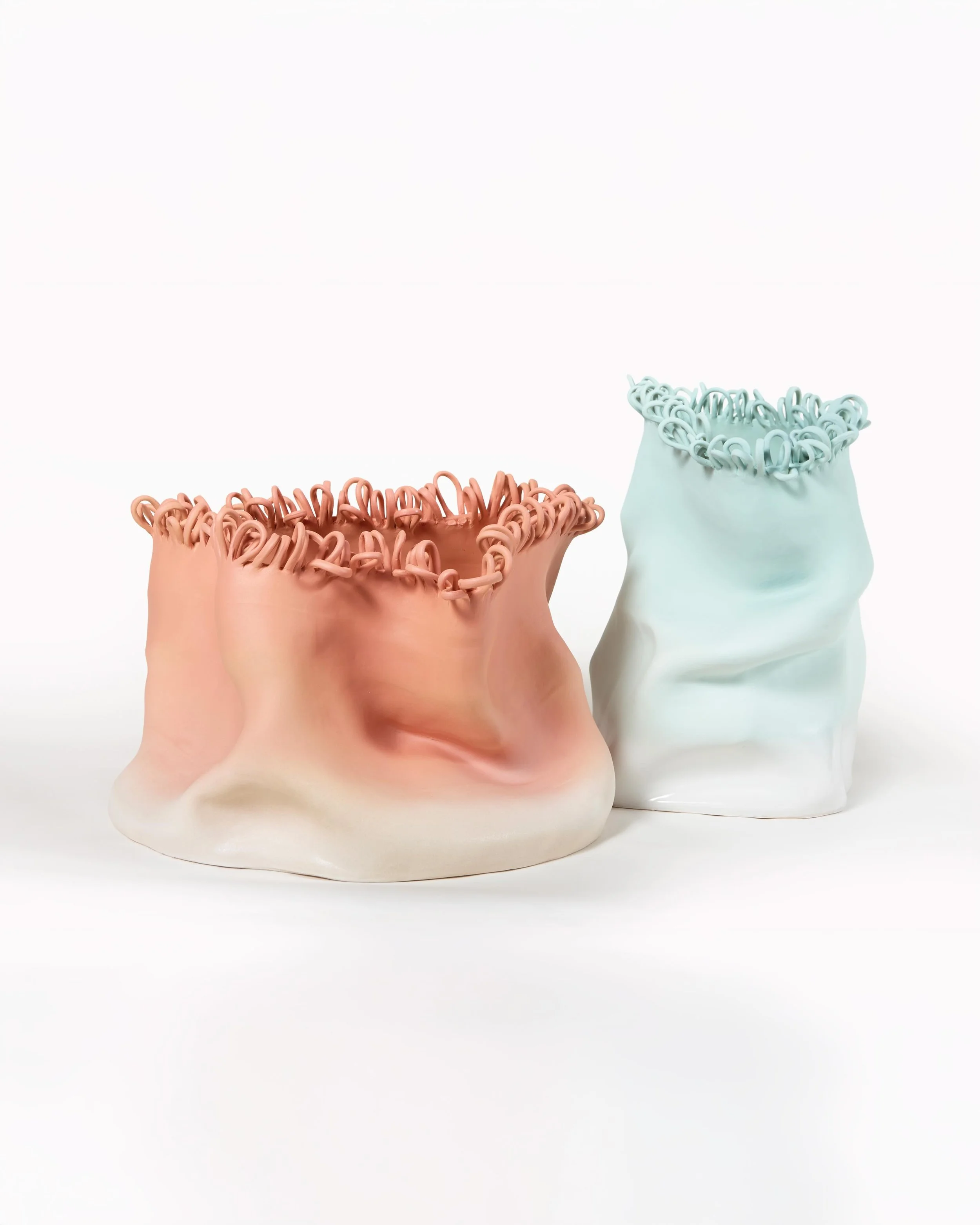 Mebuki Garden 🪴 a sprout of renewal and hope ,bringing fresh new energy to your home interiors.
#homedecorating #interiordesign #interiorstyling #ceramics #summercollectıon