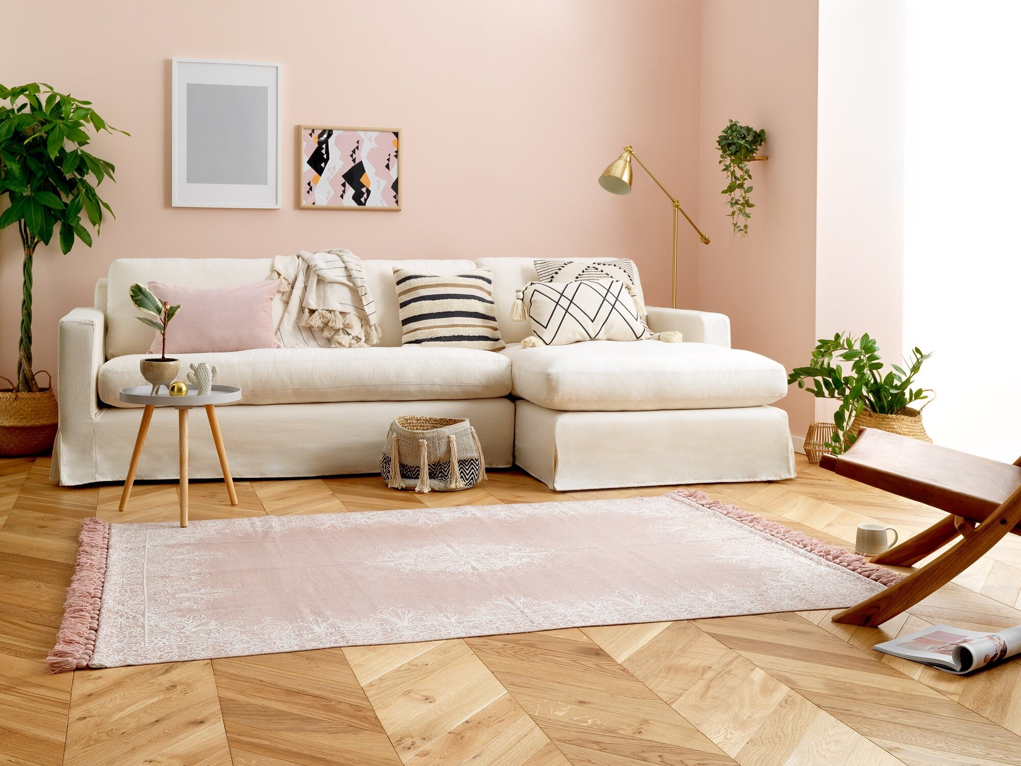 pink+living+room+interior+room+set+styling+peastyle.jpg