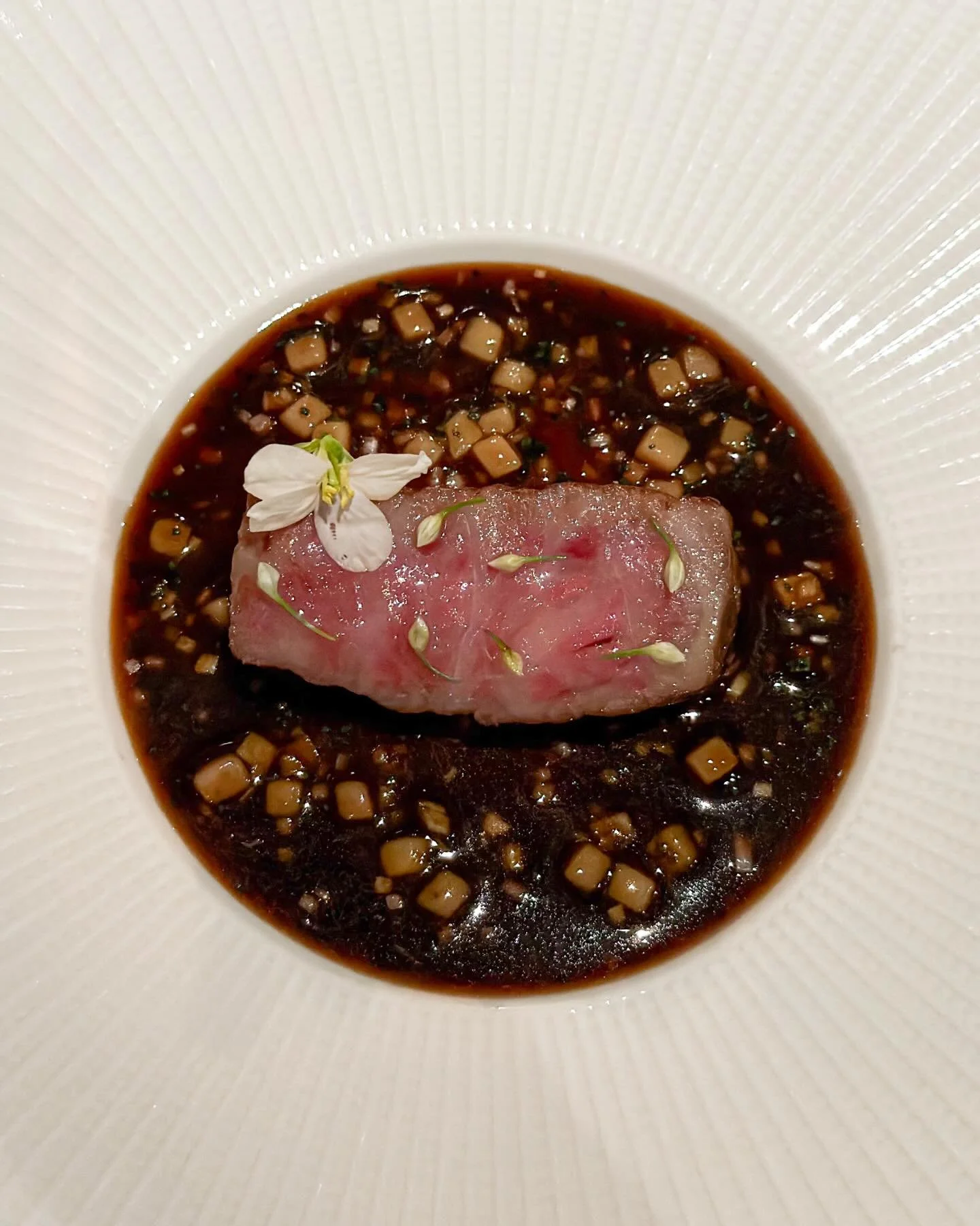 A5 Kagoshima wagyu sirloin, bone marrow, Rouennaise. At two-Michelin-starred "Vinkeles" in Amsterdam. 
&mdash; 
#kagoshima #rouennaise #twomichelinstars #troisetoiles_amsterdam @restaurantvinkeles @jurgenvanderzalm @hotelthedylan