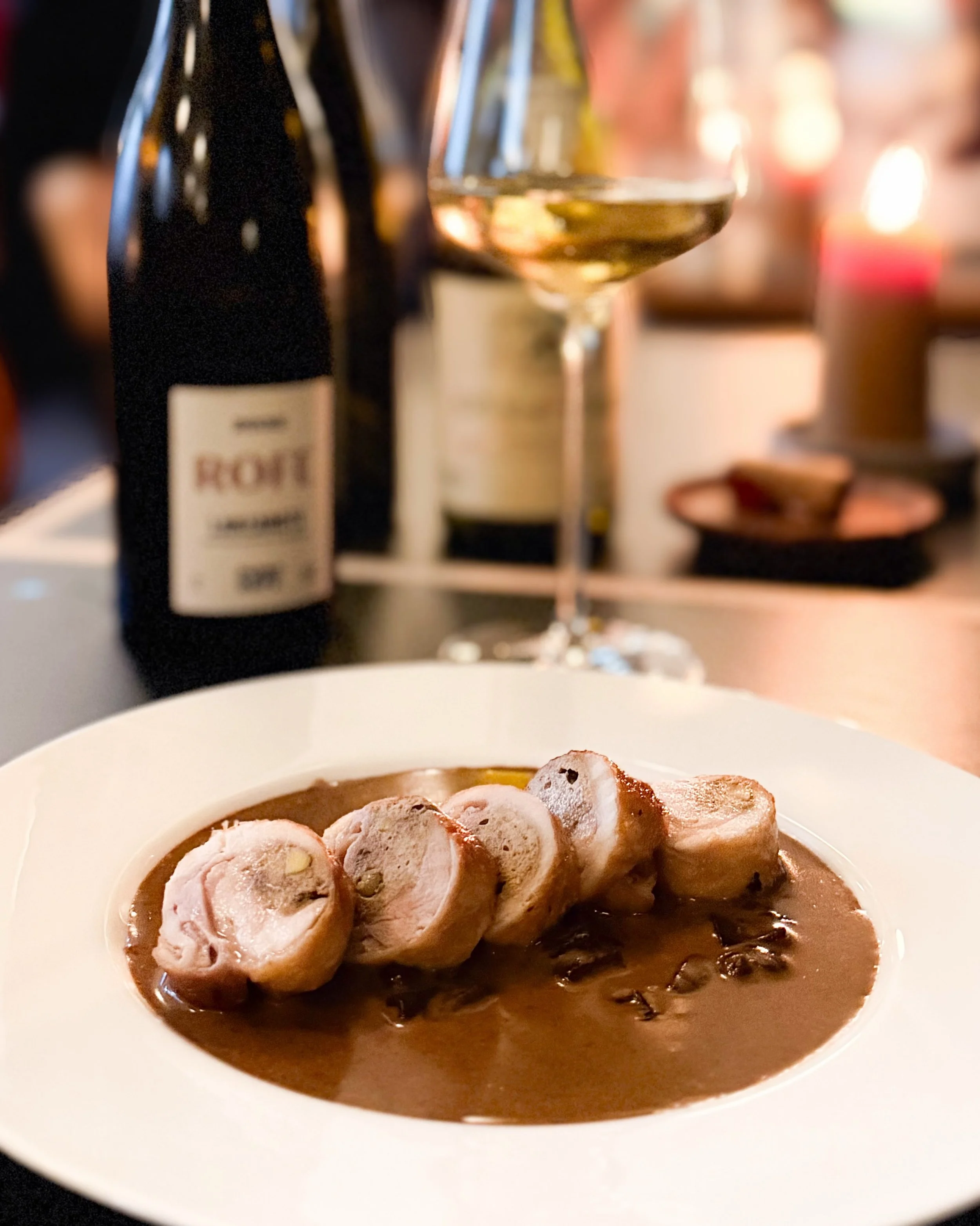 Back at @restaurant_klinker in Hamburg after a rather long absence &mdash; and quite a lot has changed. Dinner yesterday was very tasty, built around enjoyable bold flavors. The wine list, meanwhile, has improved so much that it was what lured me bac