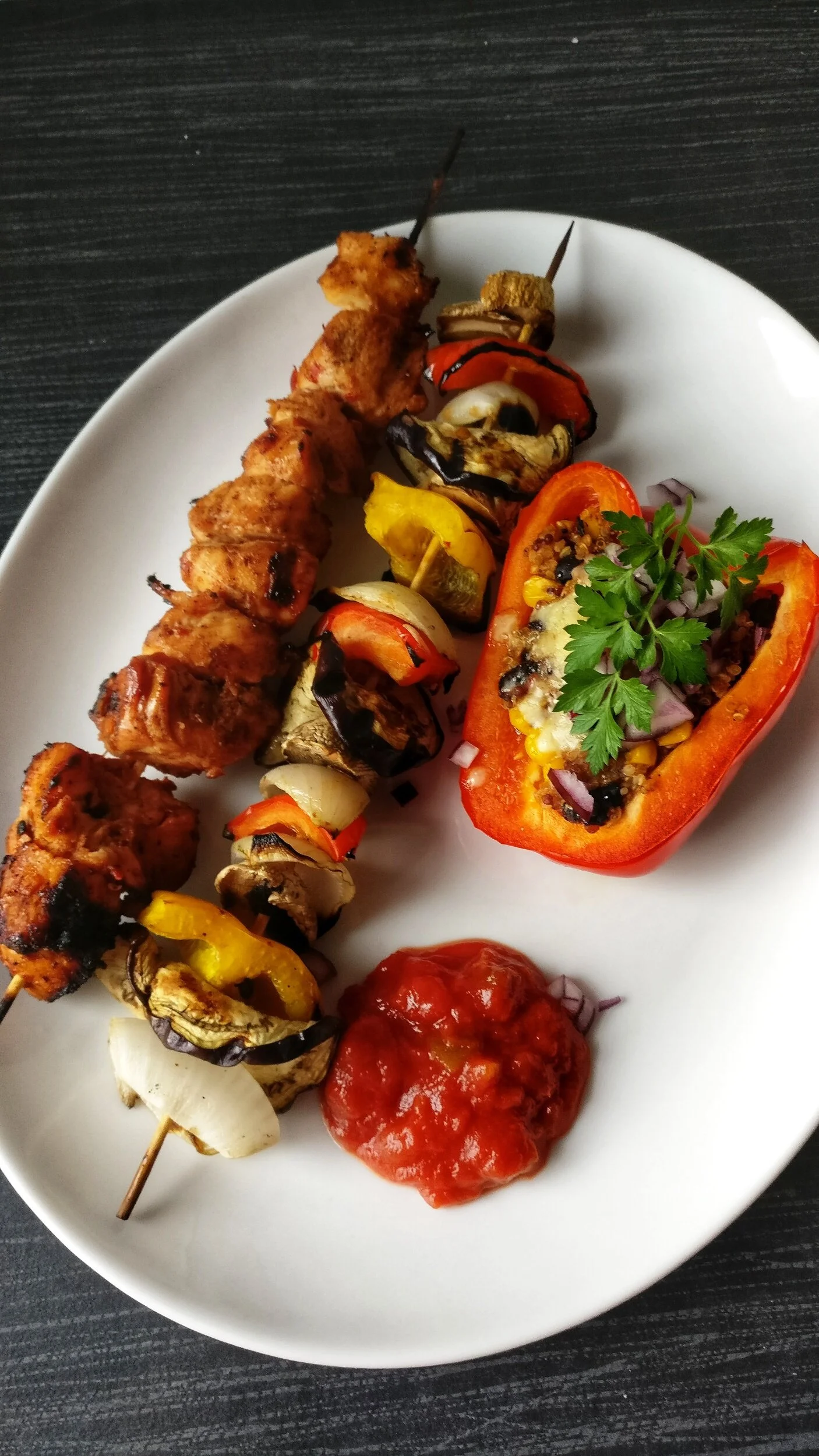 Kycklingspett med sambal 