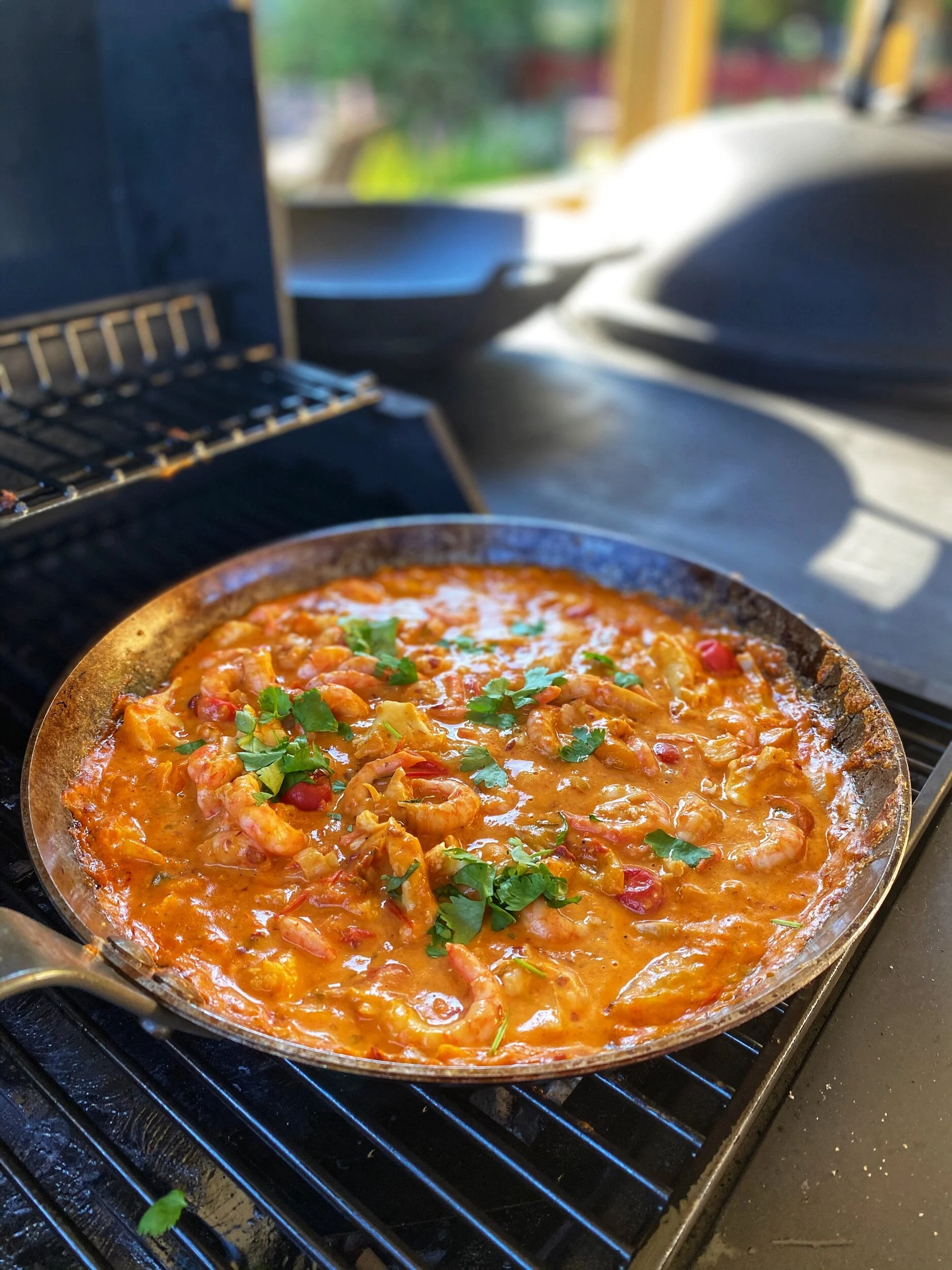 Räkgryta med vitlök, tomat och chili 