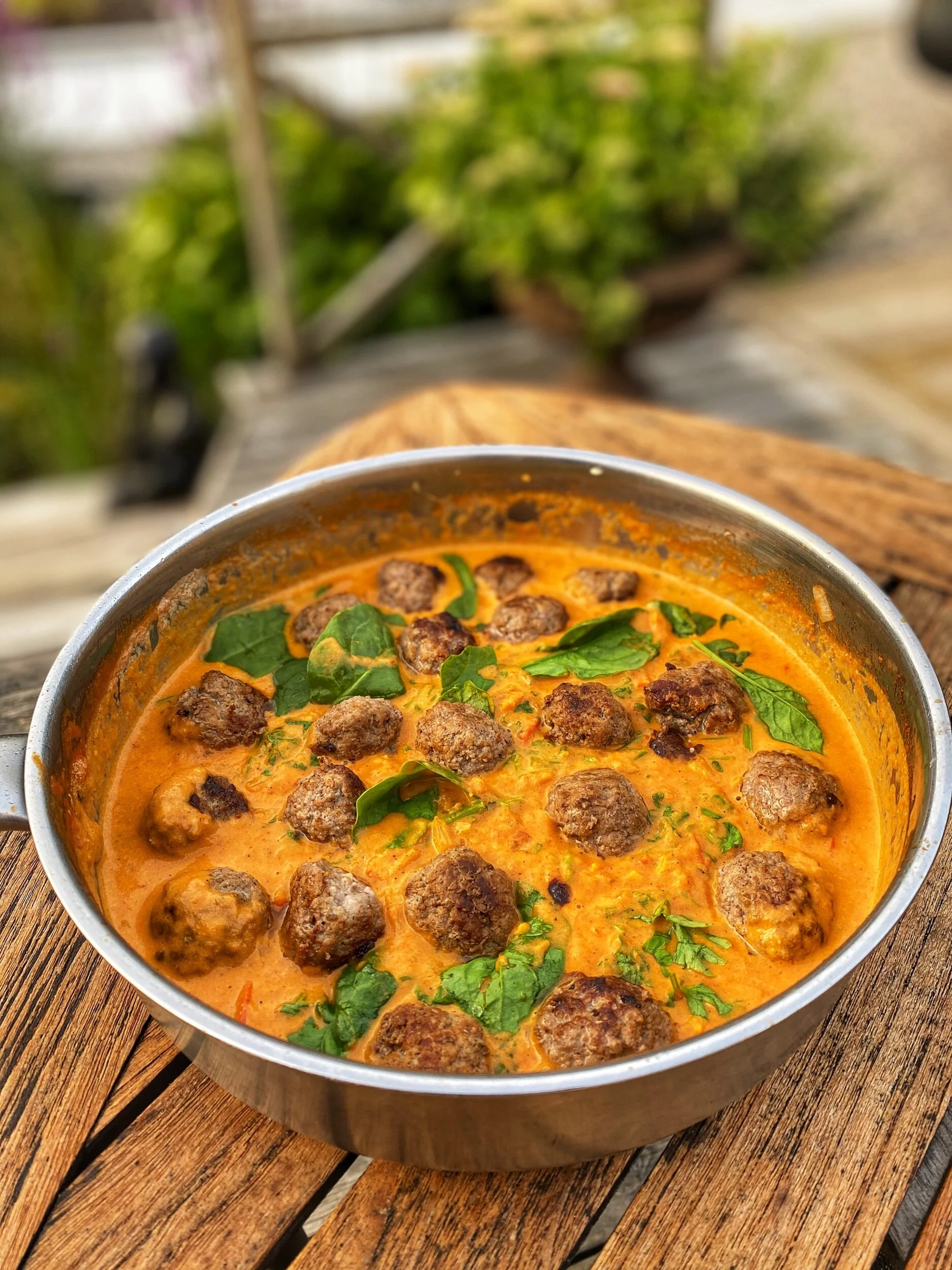 Indiska köttbullar i en kryddig sås 