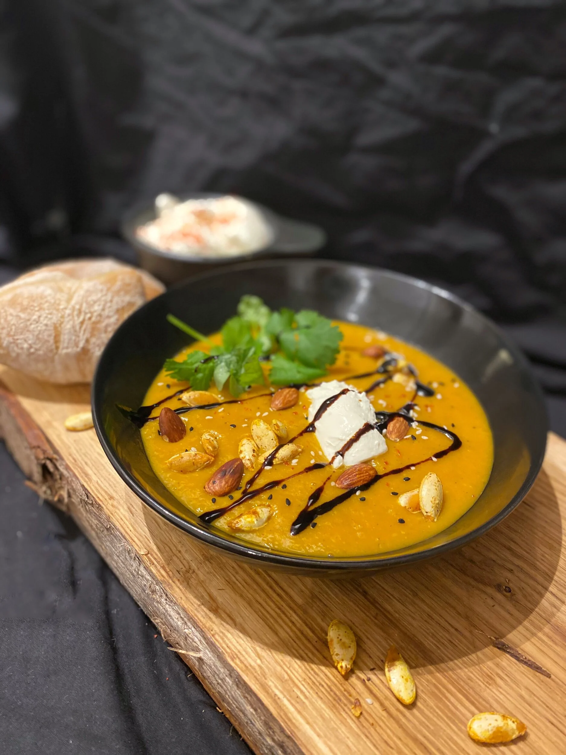 Rostad           pumpasoppa med karamelliserad lök 