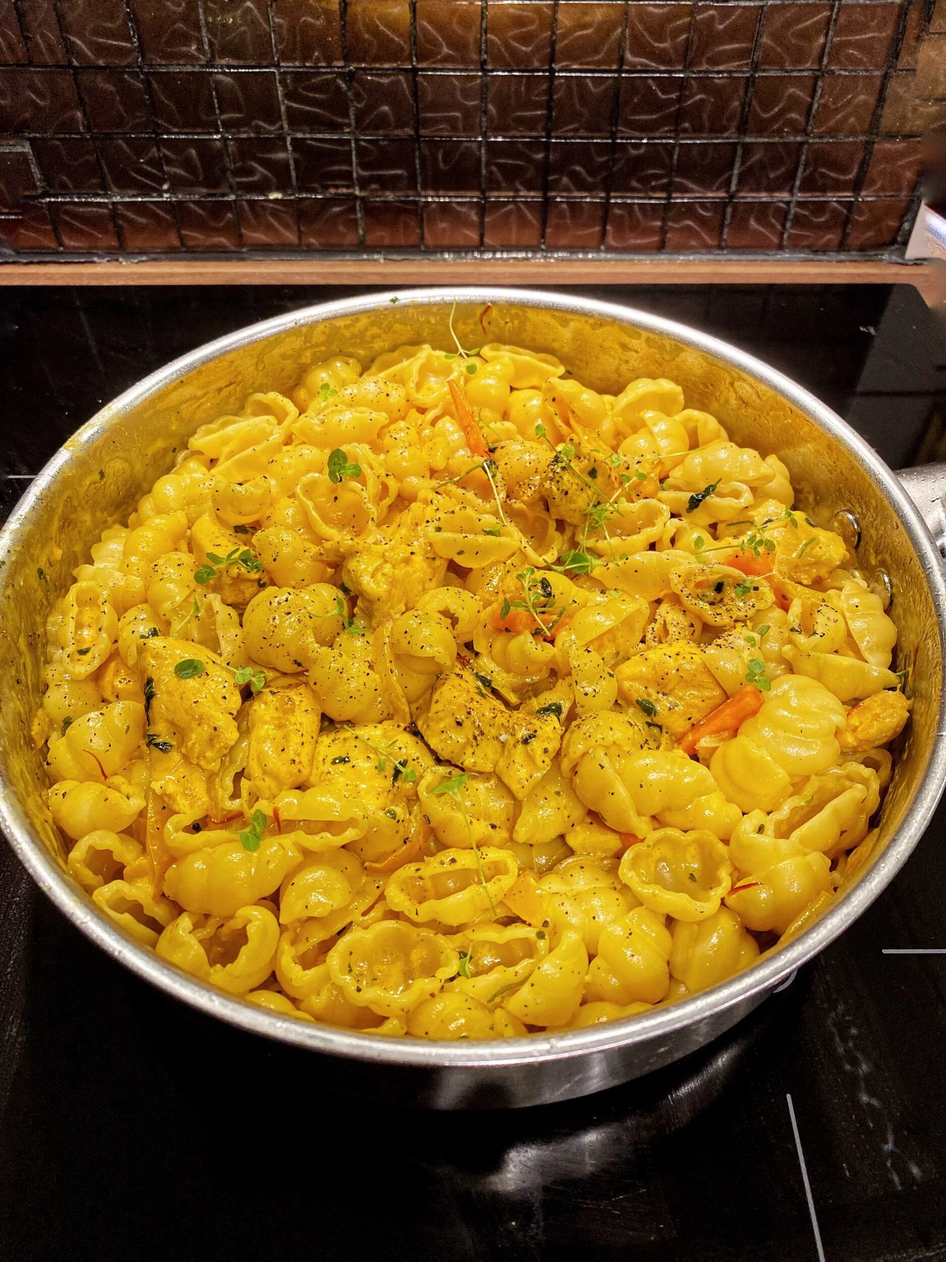 Kycklingpasta med saffran