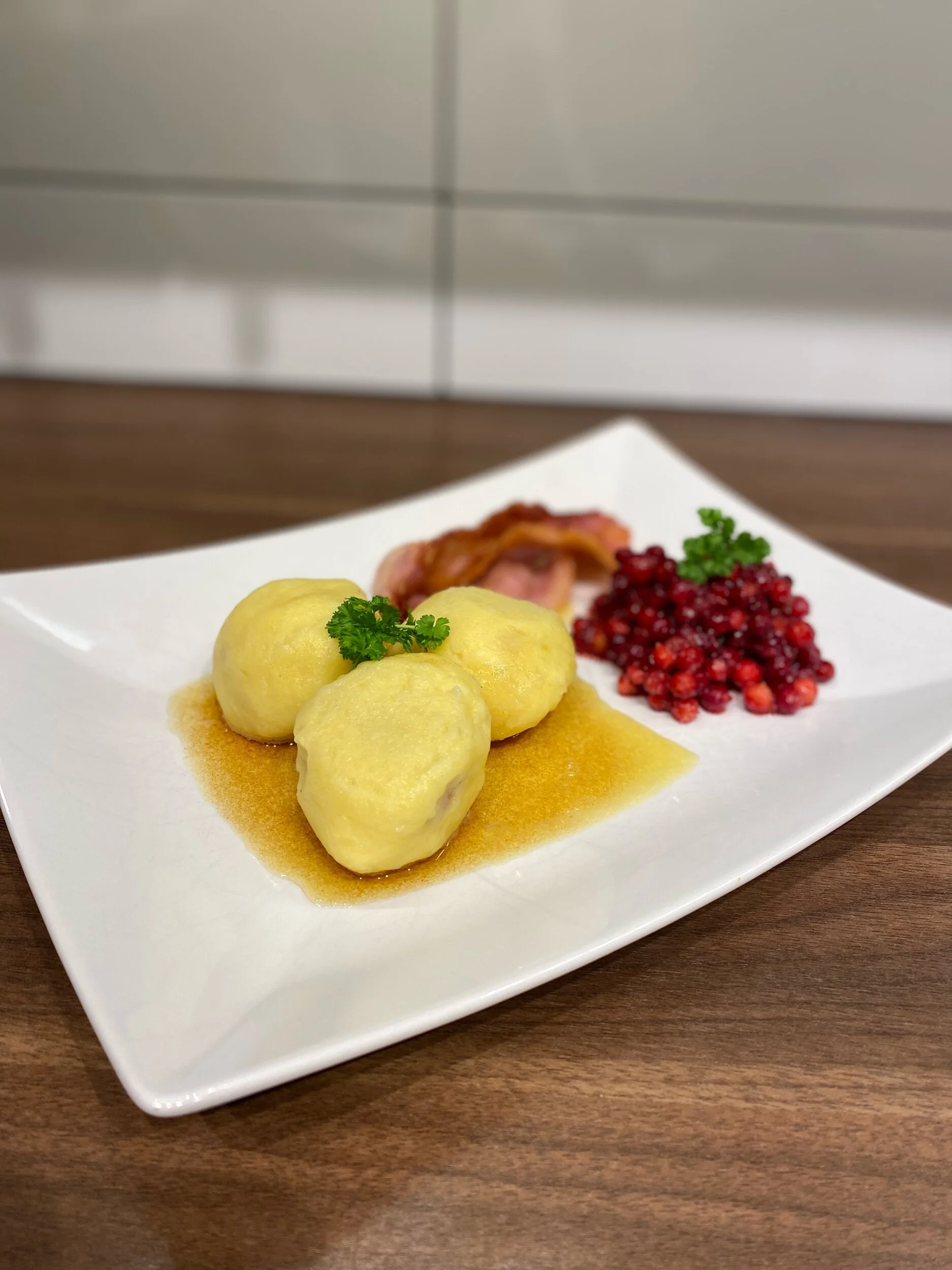 Kroppkakor med brynt smör