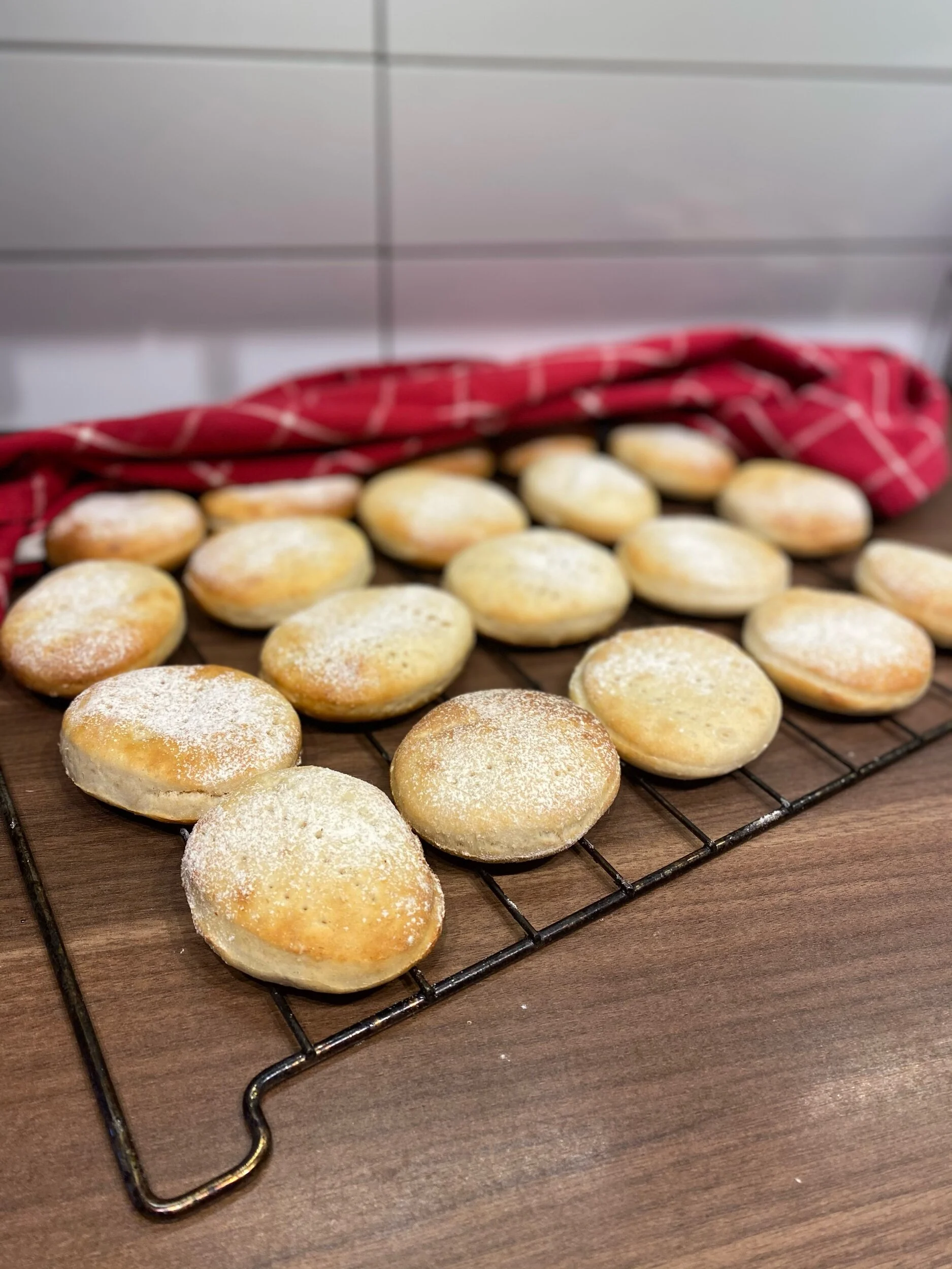 Saftiga tekakor med havregryn 