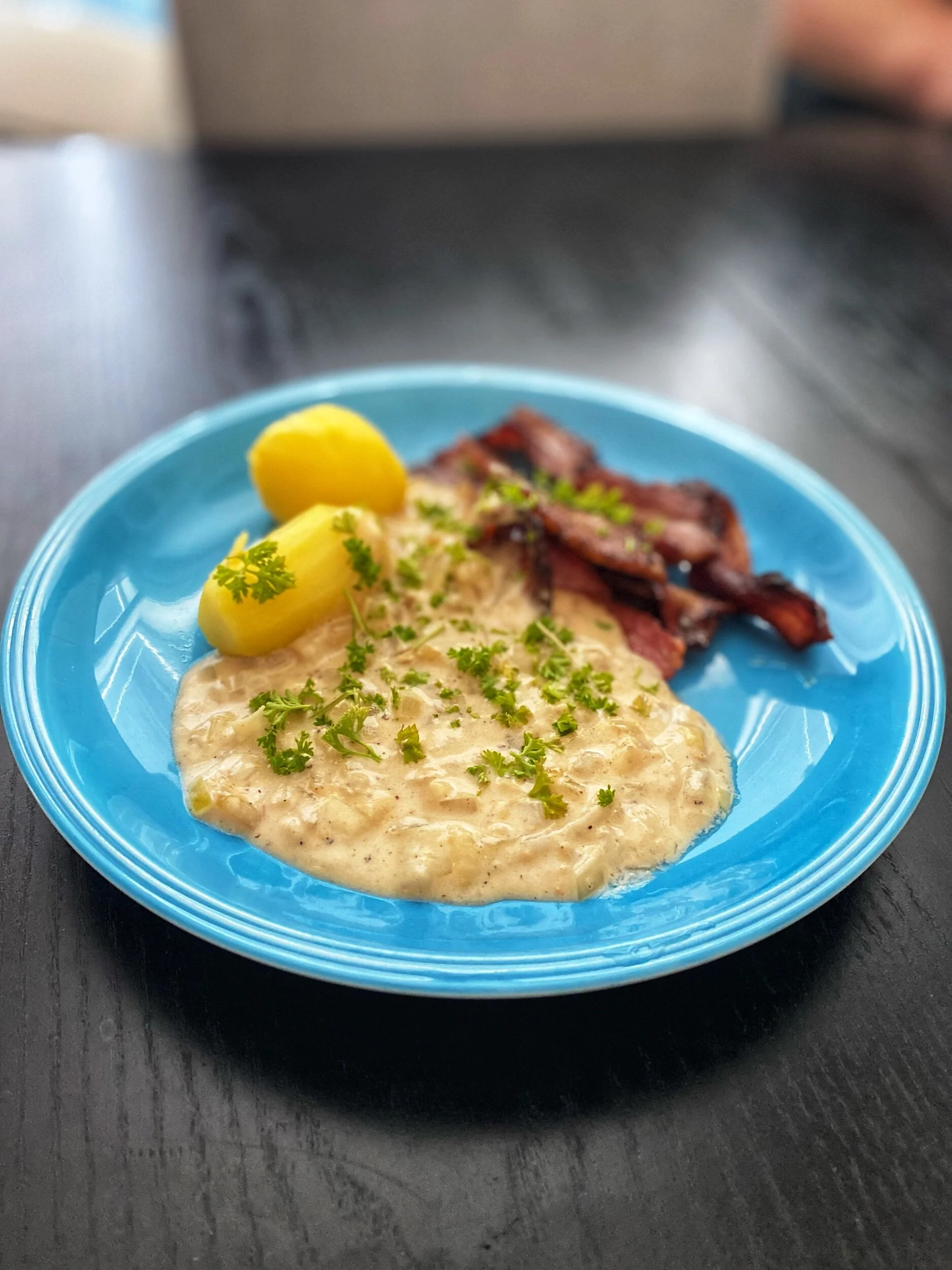 Stekt fläsk med löksås 