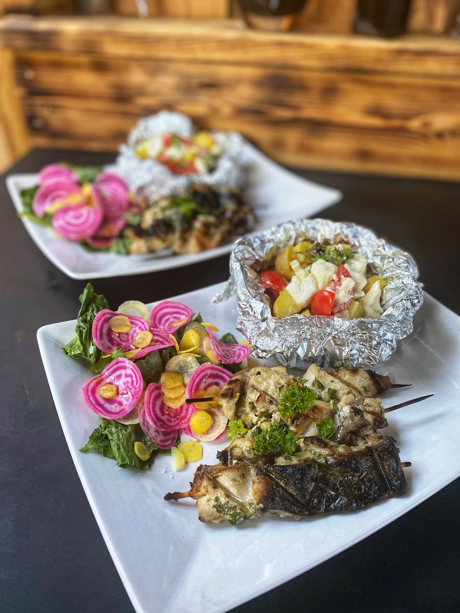 Grillade makrillsspett med potatisknyten