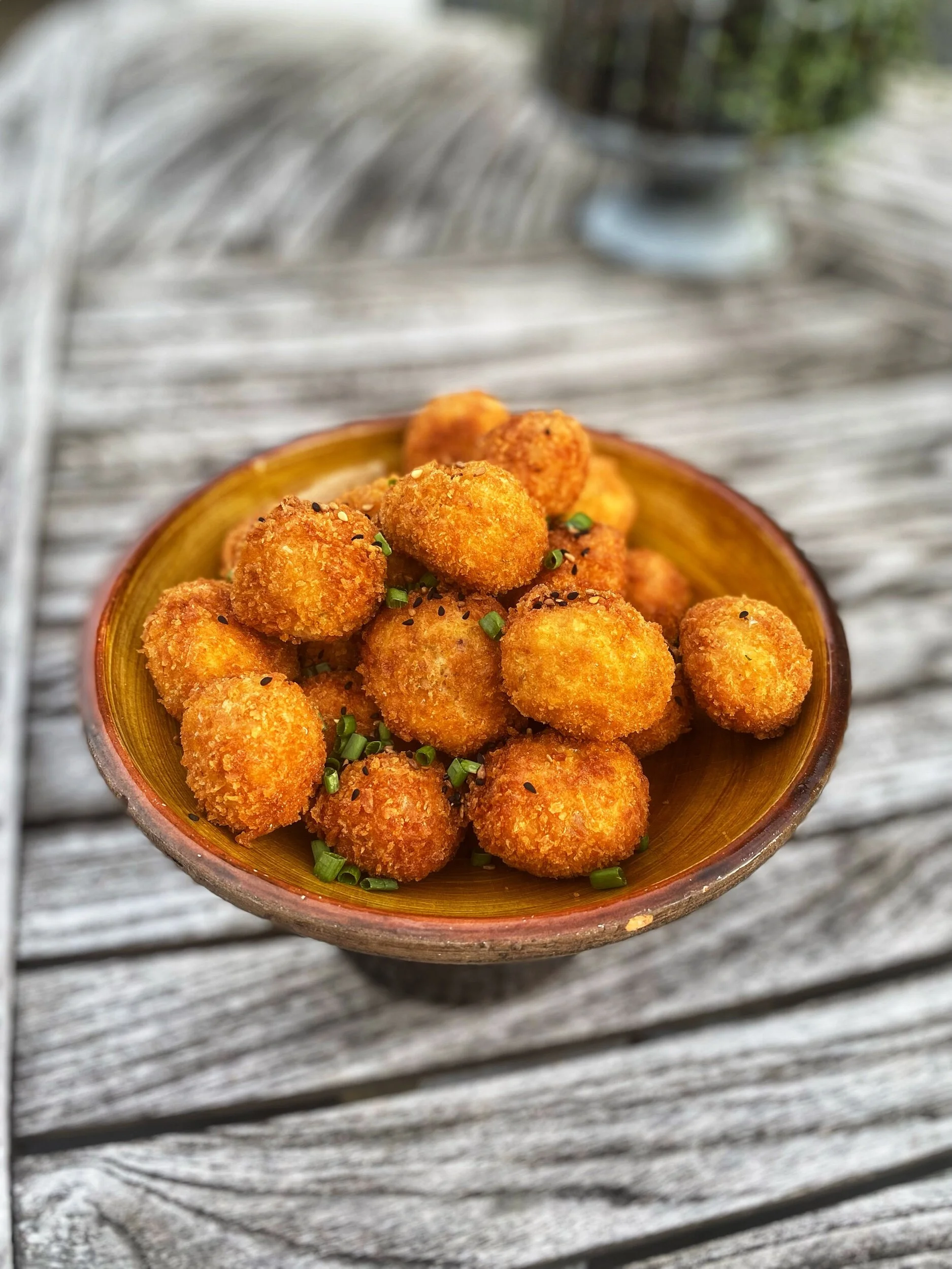 Frasiga laxbullar med asiatiska smaker 