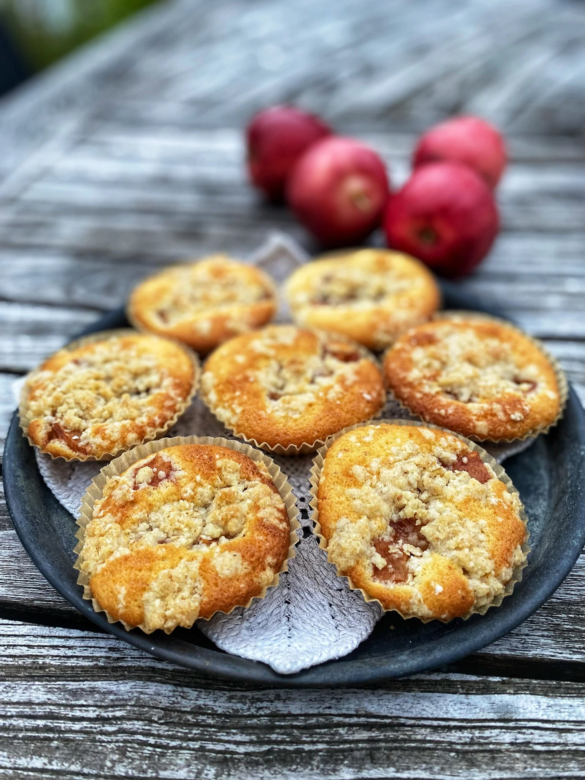 Äppelmuffins med crumble 