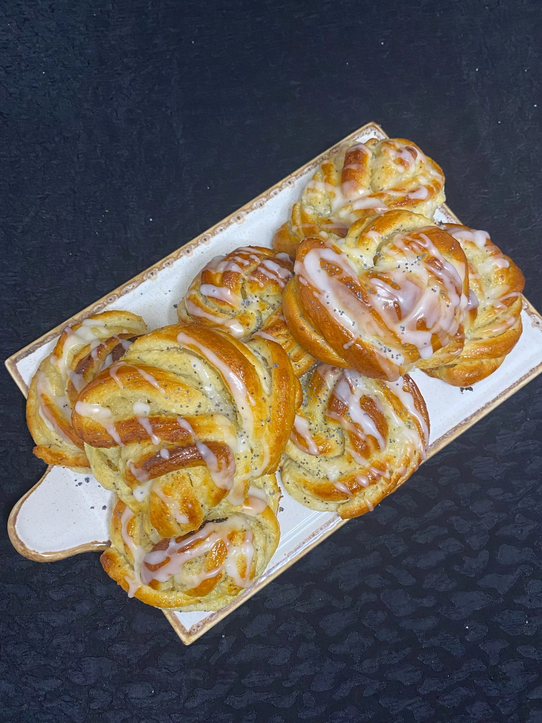 Vallmobullar med mandelmassa och citron 