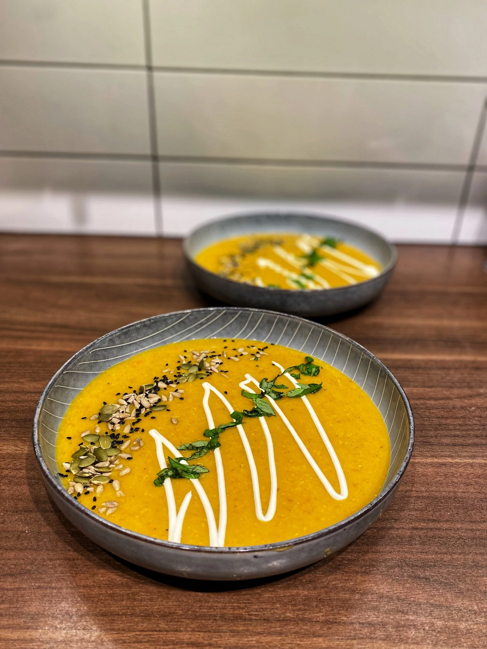 Linssoppa med blomkål 