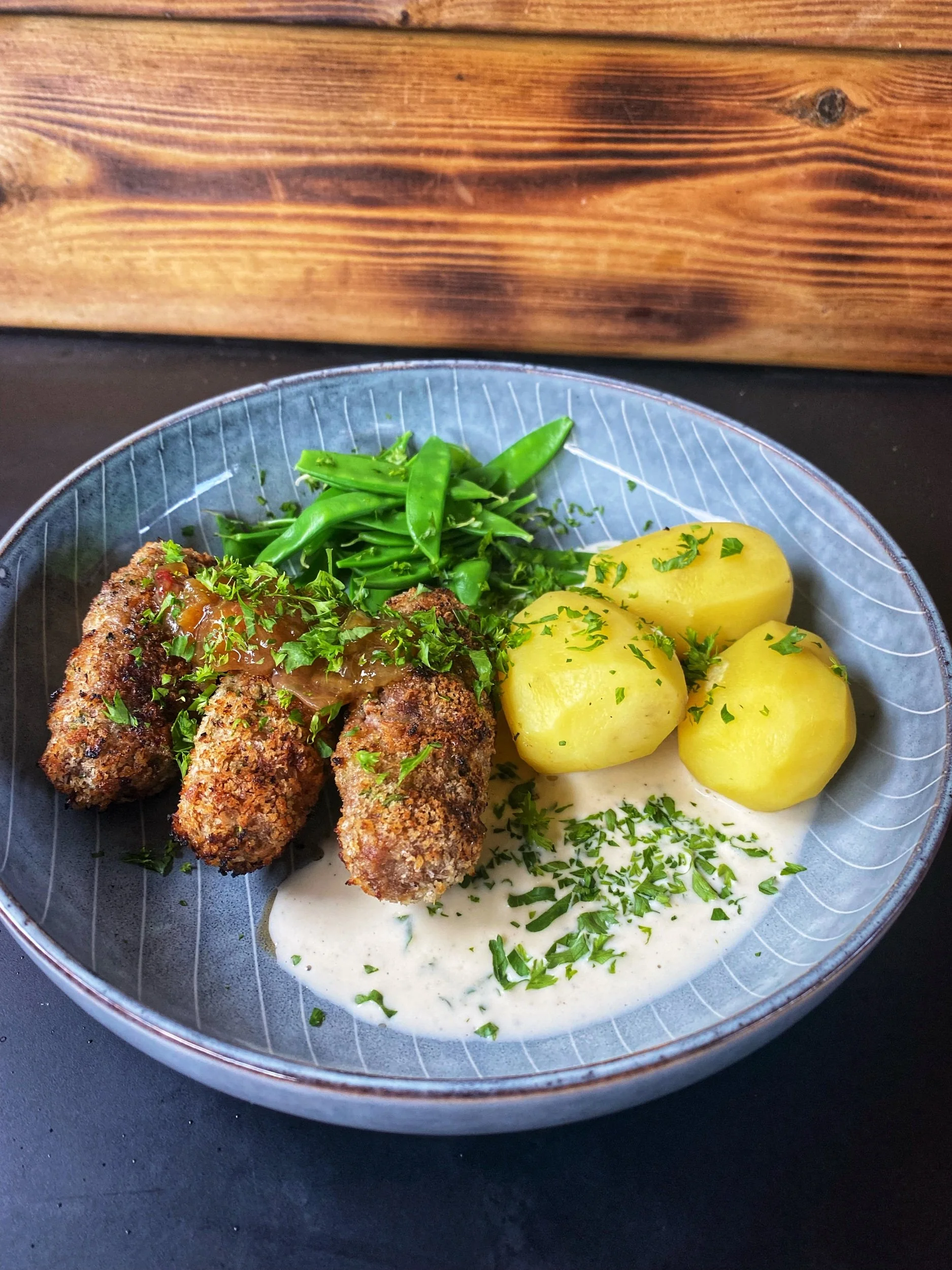 Pankopanerade järpar med vitlök och persilja 